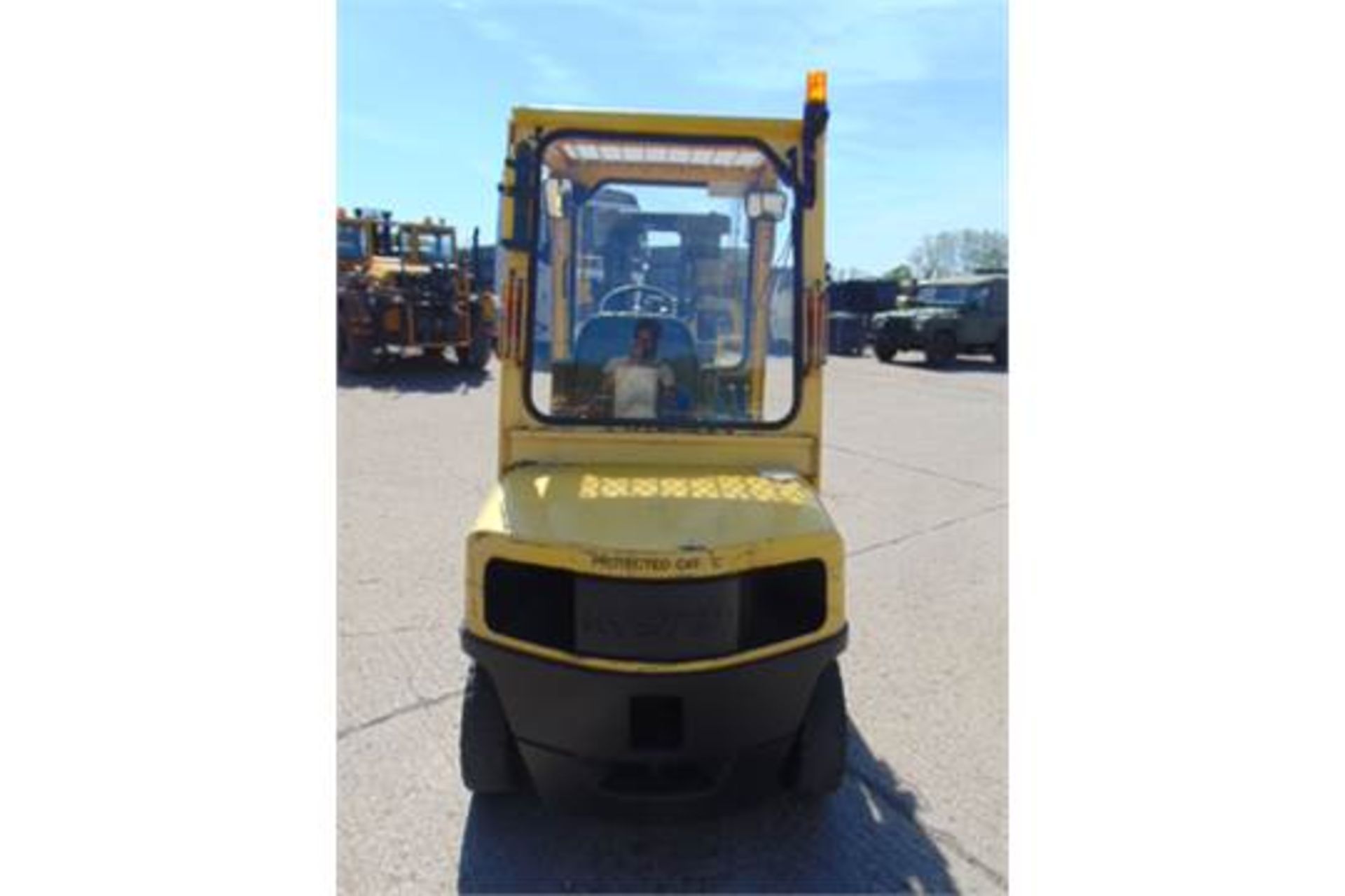 Hyster 2.50 Diesel Forklift ONLY 763.4 hours!! - Image 7 of 28