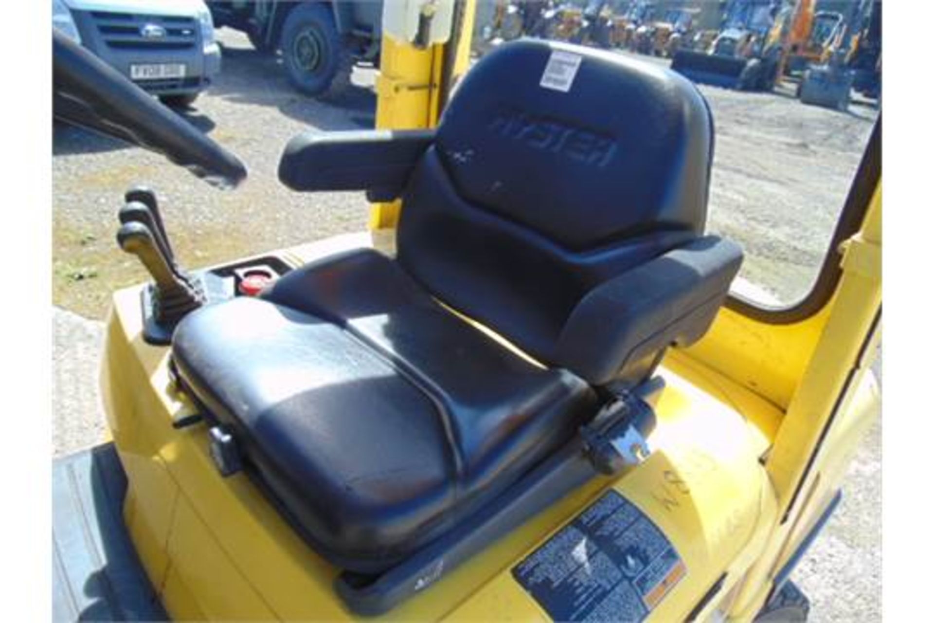 Hyster 2.50 Diesel Forklift ONLY 763.4 hours!! - Image 20 of 28
