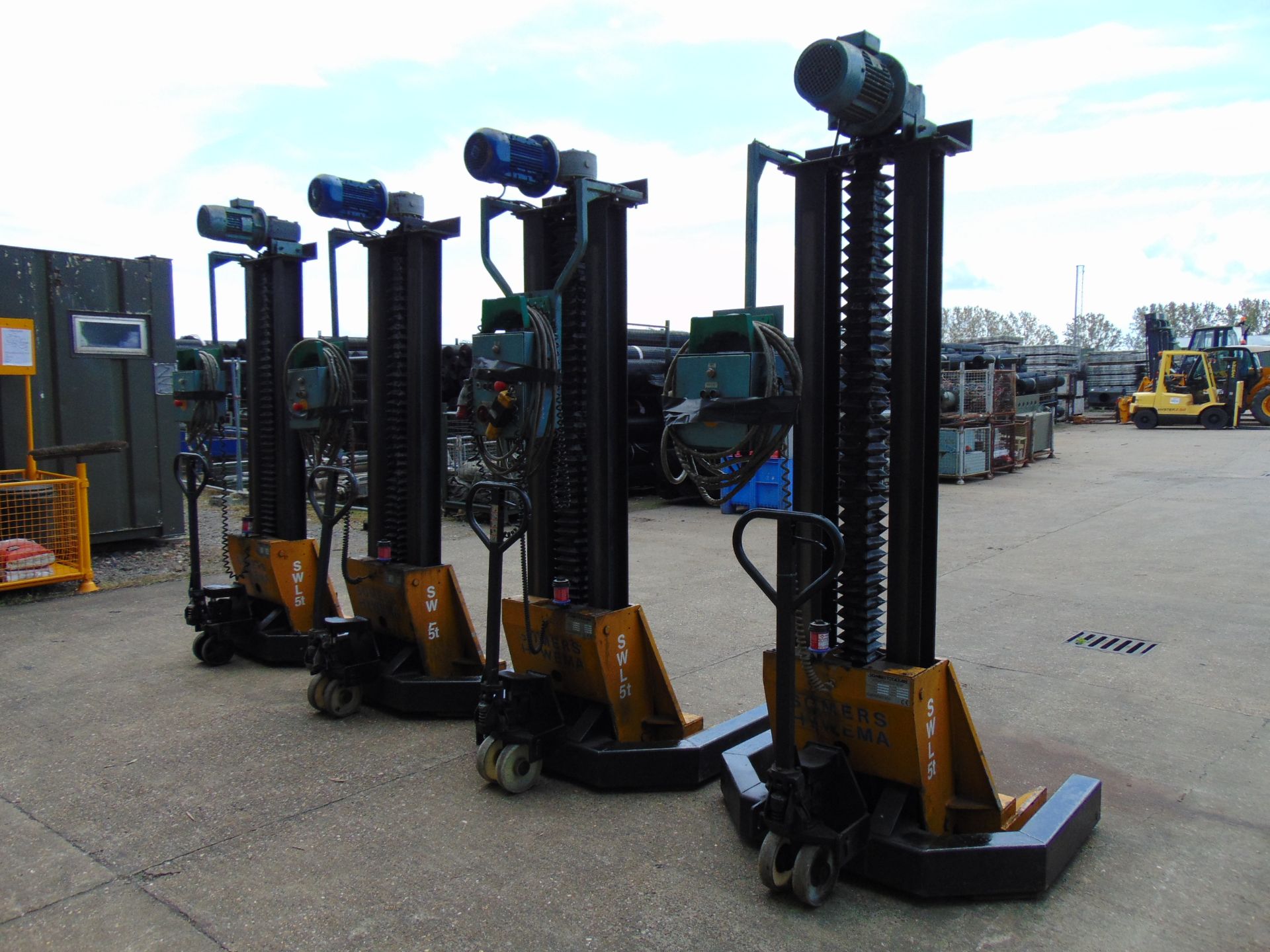 Set of 4 Somers 5T Mobile Column Vehicle Lifts (5T Per Column) - Image 8 of 16