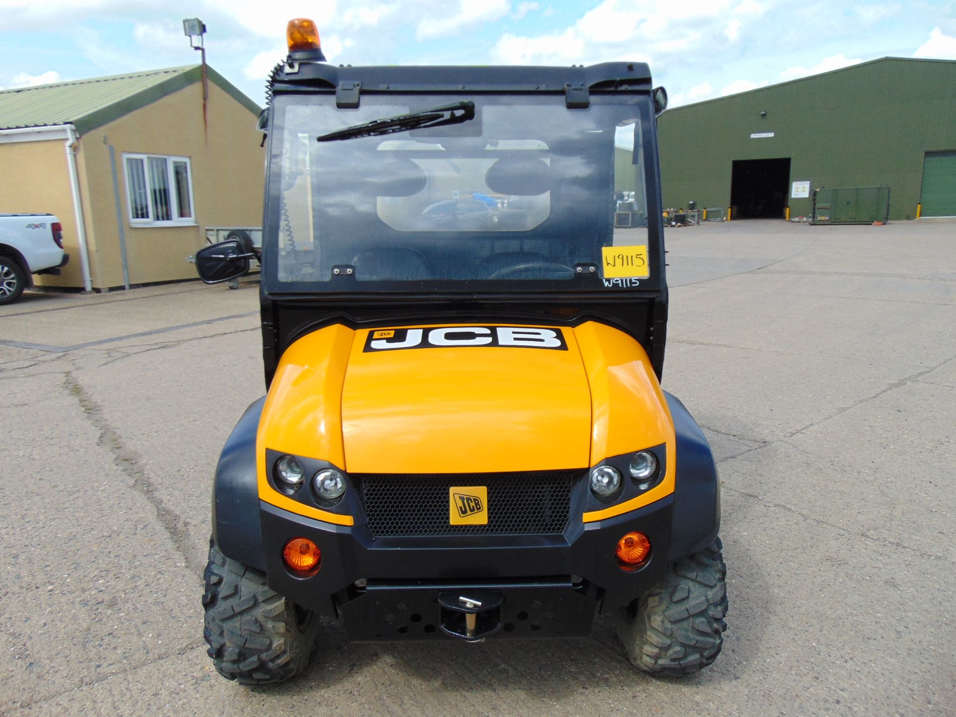 JCB Workmax 800D 4WD Diesel Utility Vehicle UTV ONLY 58 Hours!! - Image 2 of 21