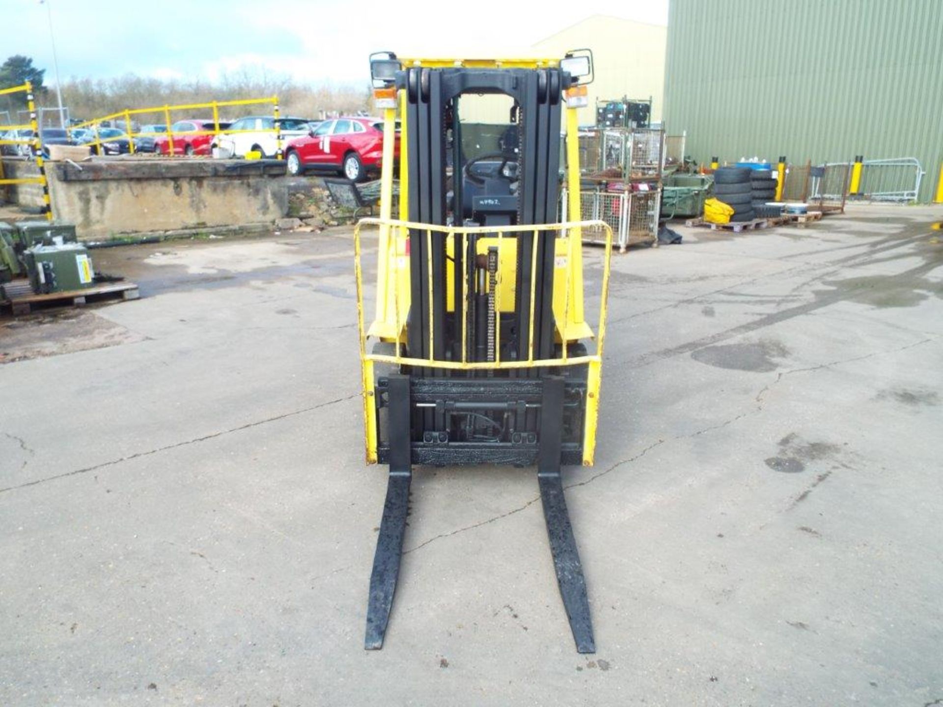 Container Spec Hyster H2.50XM Counter Balance Diesel Forklift C/W Side Shift & Full 3 Lift Mast - Image 2 of 26