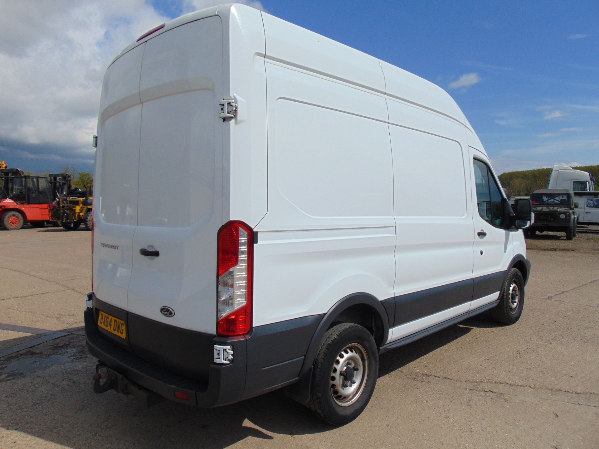 2014 Ford Transit 330 Panel Van - Image 6 of 17