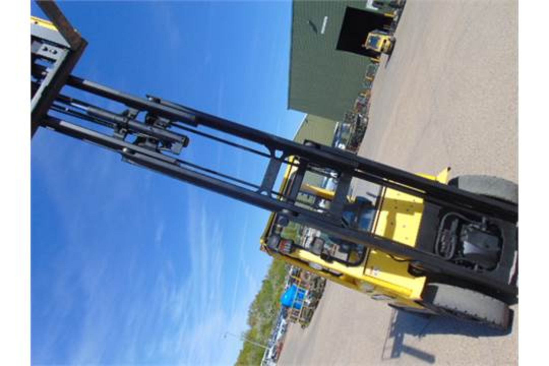 Hyster 2.50 Diesel Forklift ONLY 763.4 hours!! - Image 12 of 28