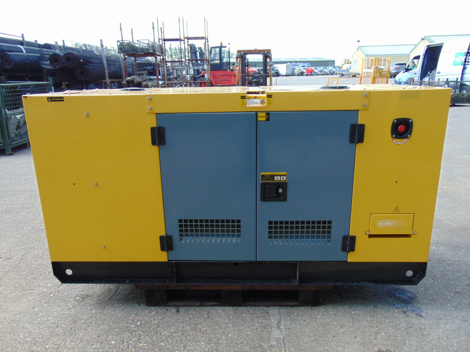 UNISSUED WITH TEST HOURS ONLY 50 KVA 3 Phase Diesel Generator Set - Image 5 of 18