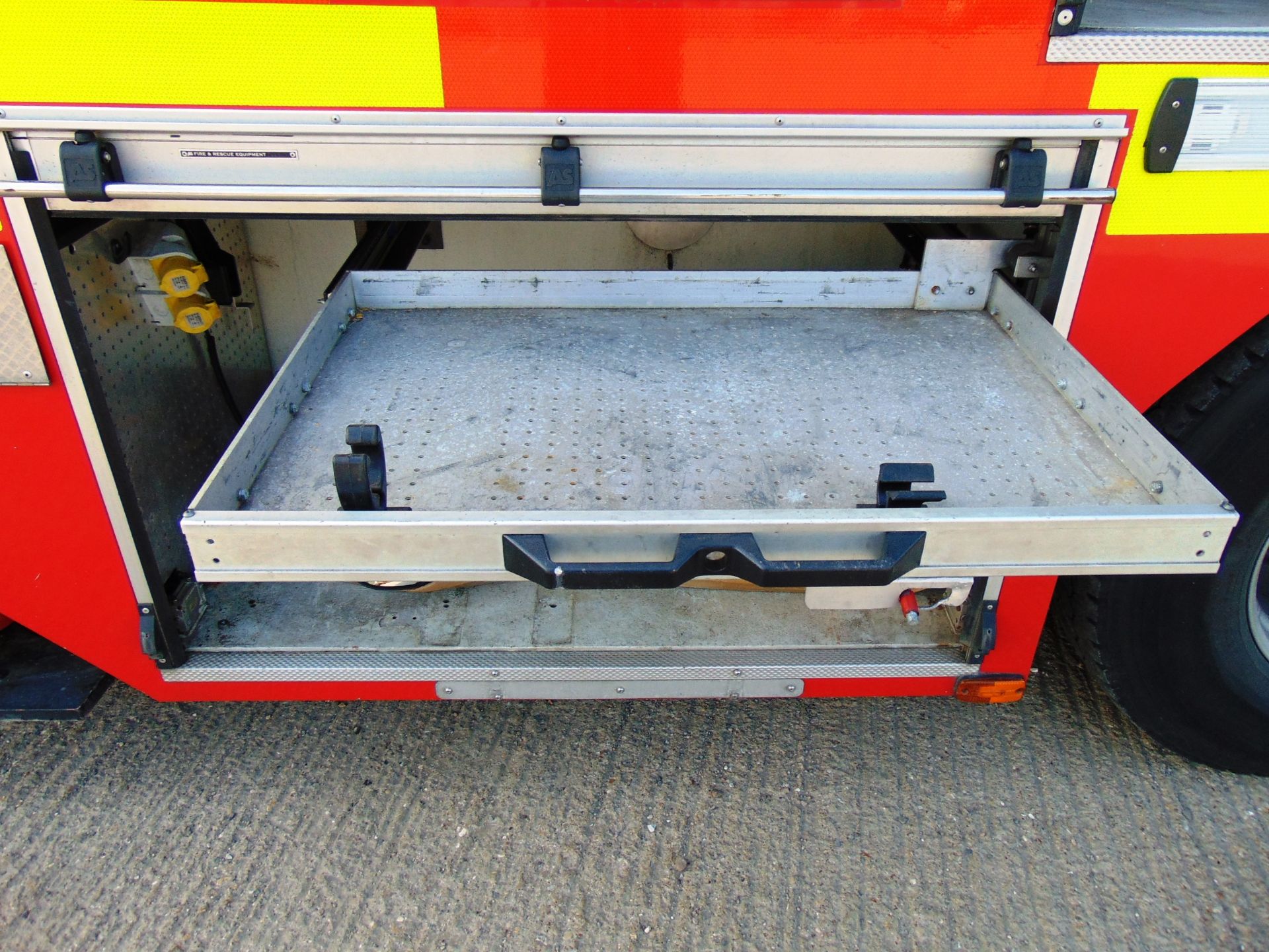 2008 Mercedes Econic 2633 CARP (Combined Aerial Rescue Pump) 6x2 Aerial Work Platform - Image 39 of 56