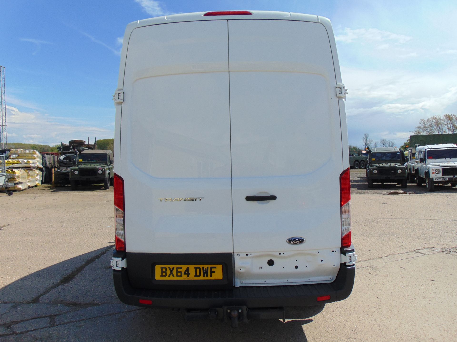 2014 Ford Transit 330 Panel Van ONLY 20,977 Miles!! - Image 7 of 17