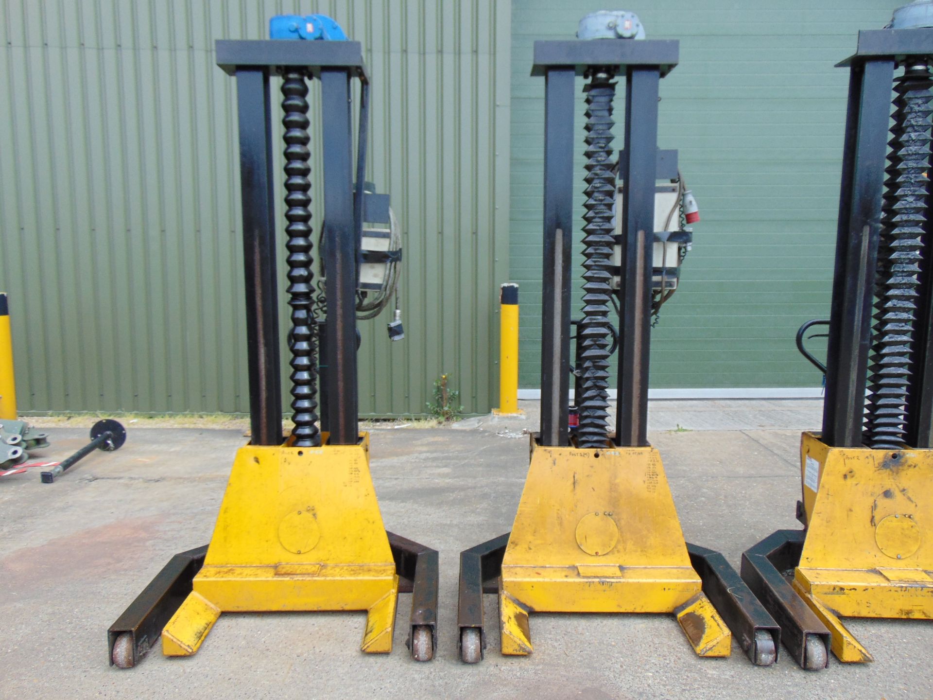 Set of 6 Somers 5T Mobile Column Vehicle Lifts (5T Per Column) - Image 2 of 19