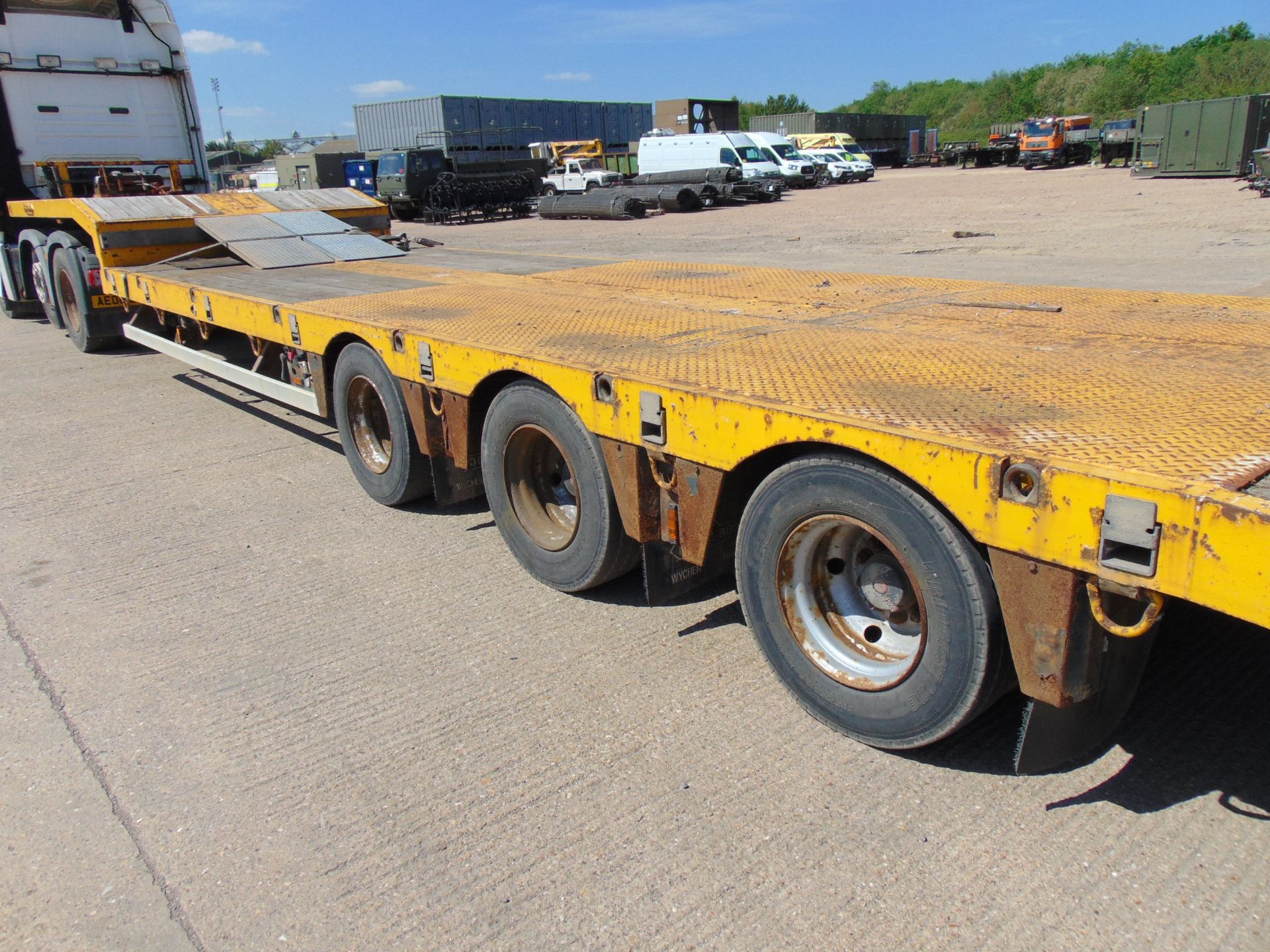 2010 Nooteboom OSDS 48-03 Tri Axle Low Loader Trailer - Image 4 of 21