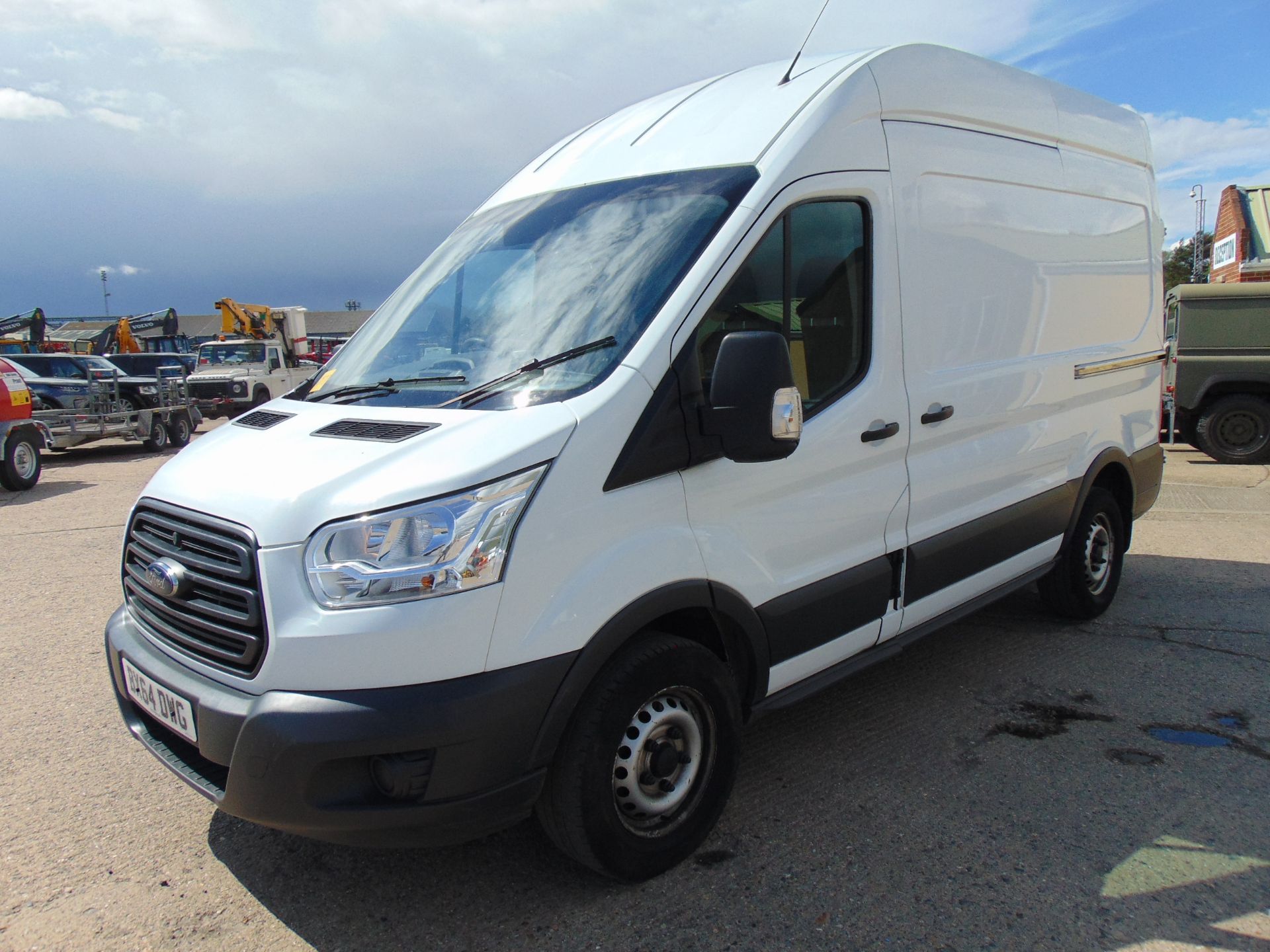 2014 Ford Transit 330 Panel Van - Image 3 of 17
