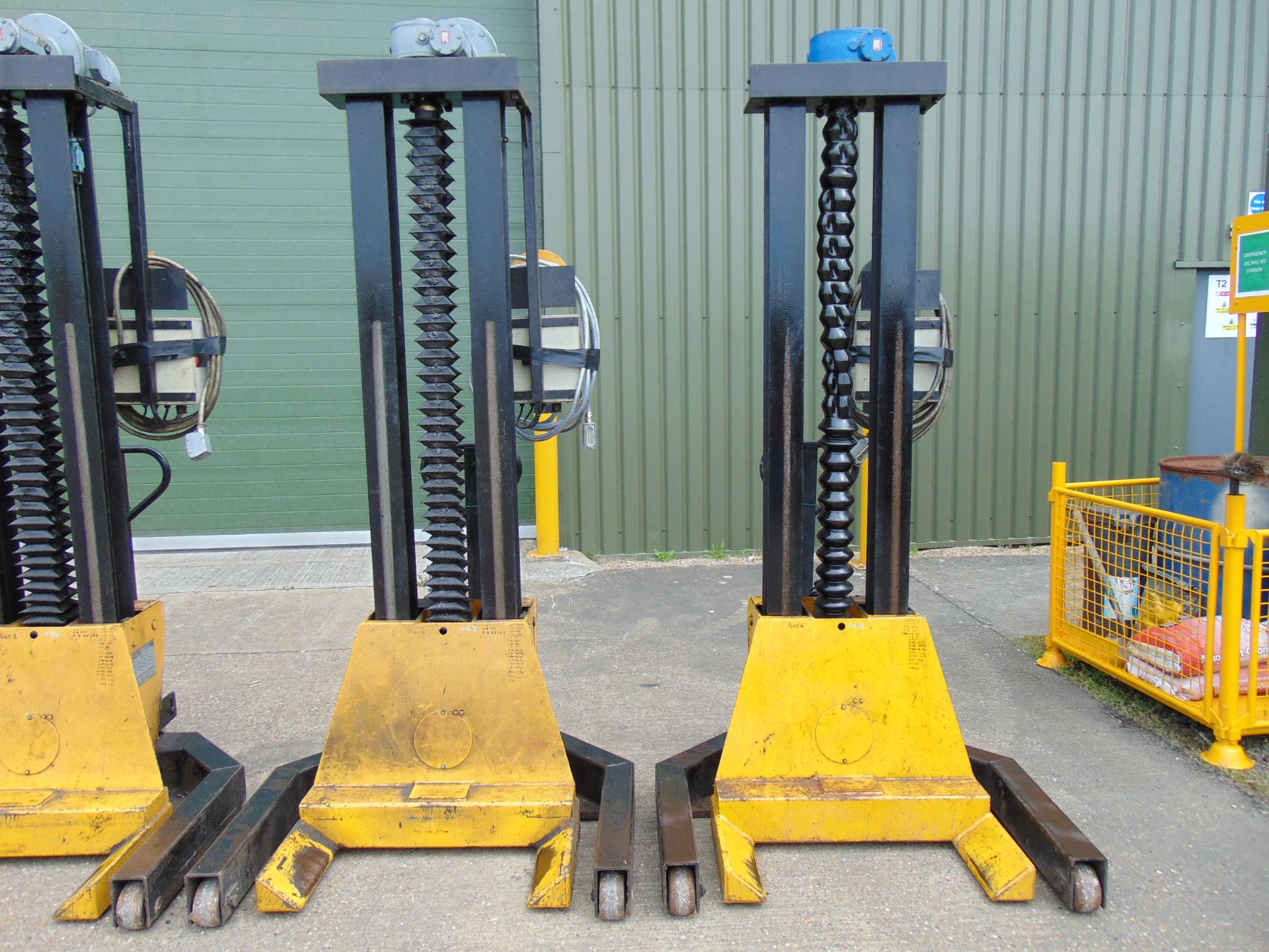 Set of 6 Somers 5T Mobile Column Vehicle Lifts (5T Per Column) - Image 4 of 19