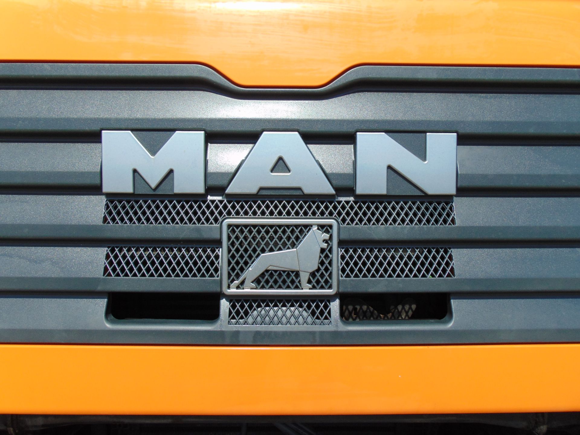 2008 MAN TGM 18.280 18T 4wd Gritter Lorry C/W Schmidt Gritter Body - Image 9 of 26