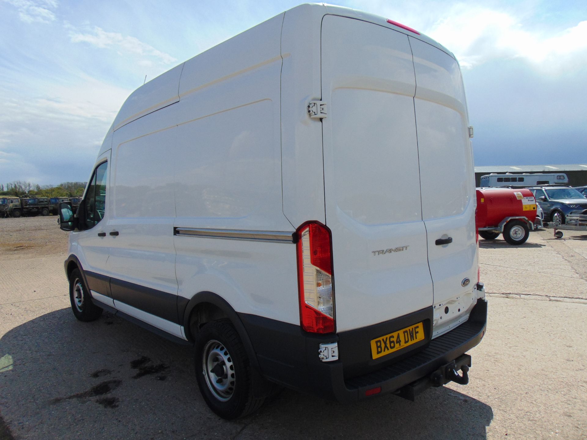 2014 Ford Transit 330 Panel Van ONLY 20,977 Miles!! - Image 8 of 17