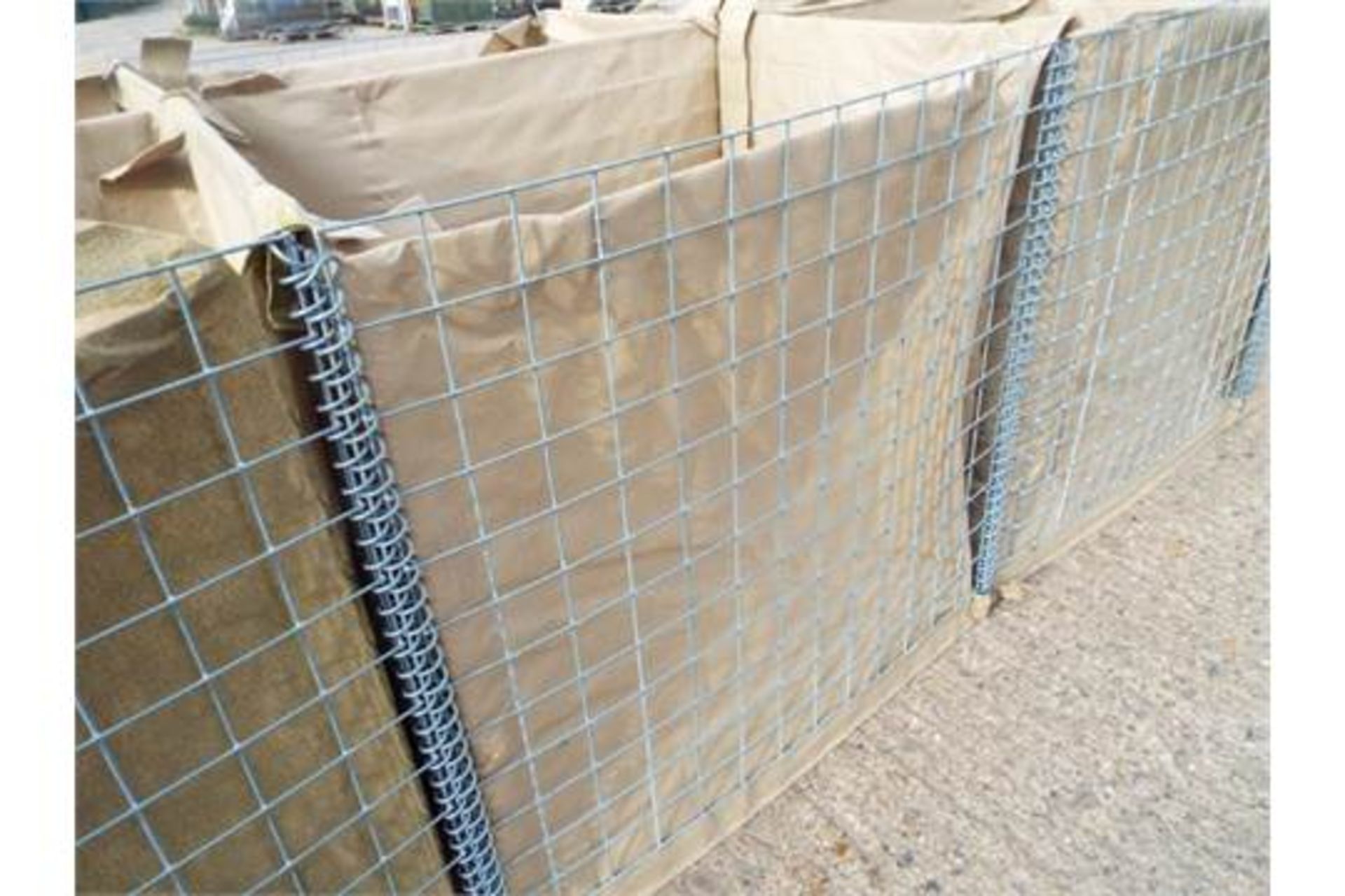 5m x 1.6m x 1m Hesco Mil 31311 10 Section Defensive Barrier - Image 5 of 6