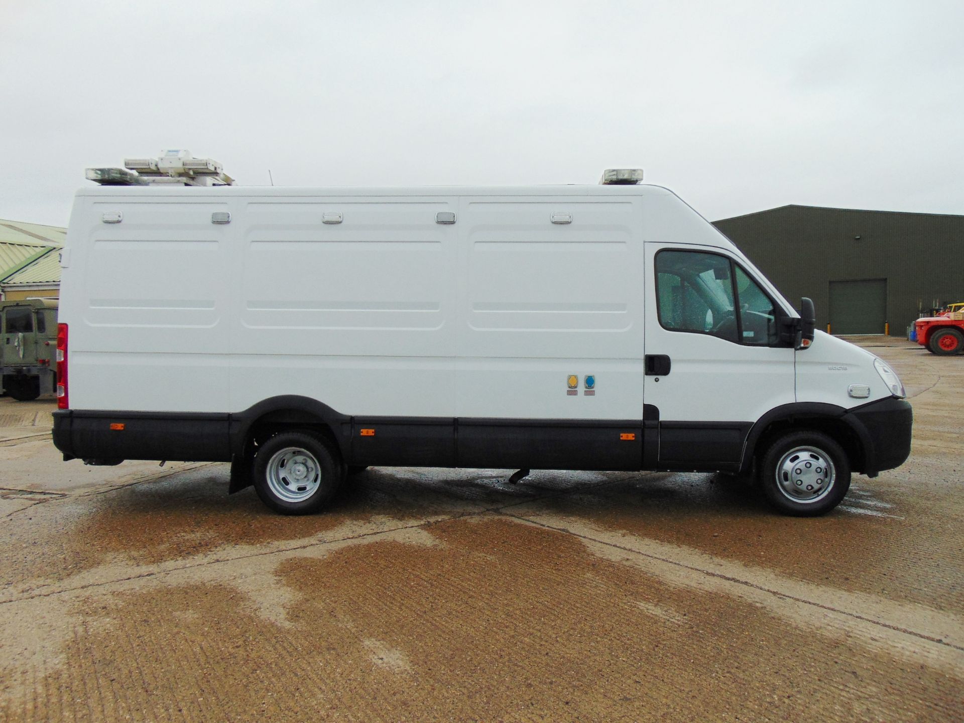 2010 Iveco Daily 50C18 3.0 HPT Long Wheel Base High roof panel van ONLY 12,247 Miles!! - Image 5 of 43