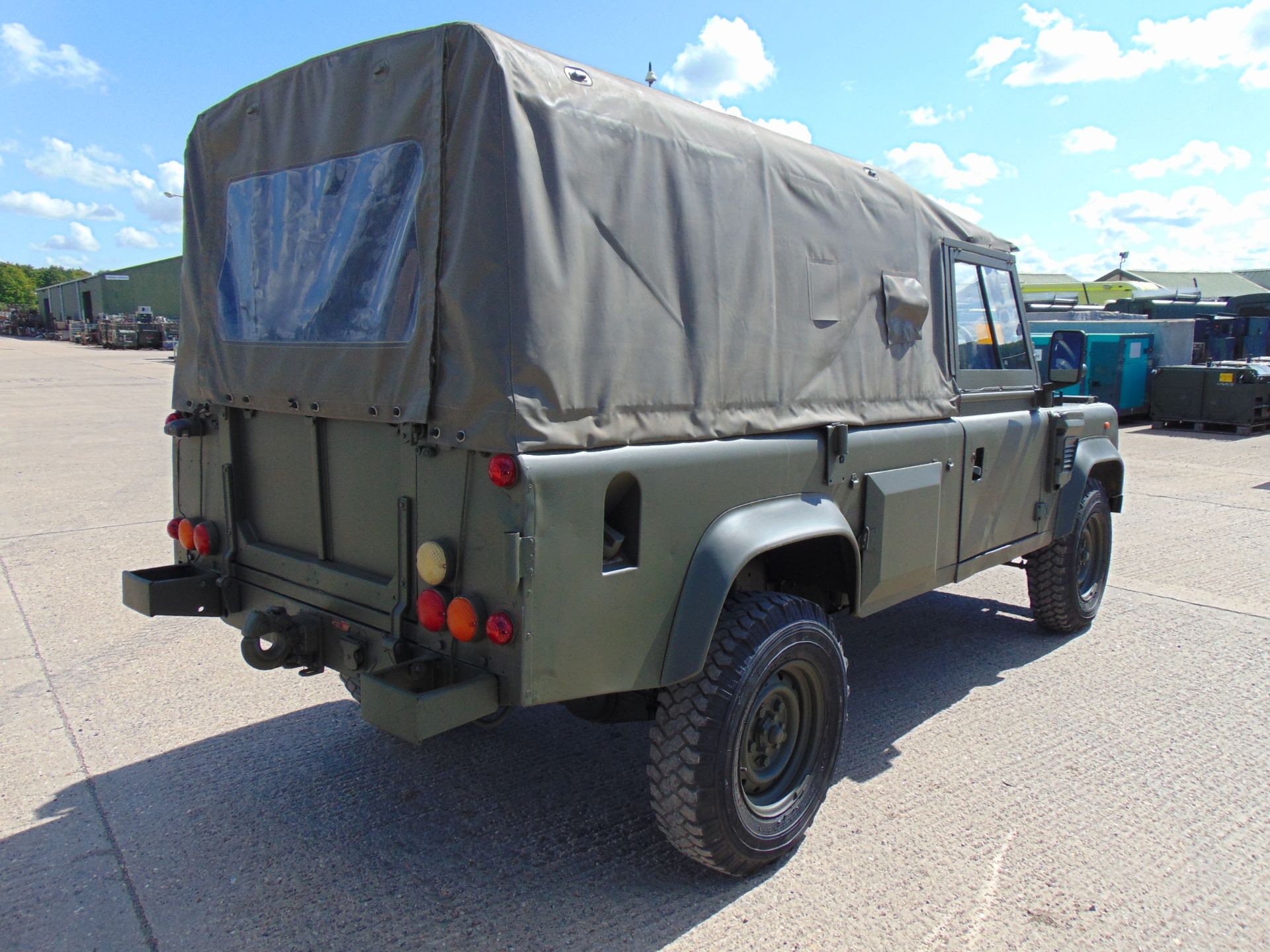 Land Rover Wolf 110 Soft Top - Image 6 of 25