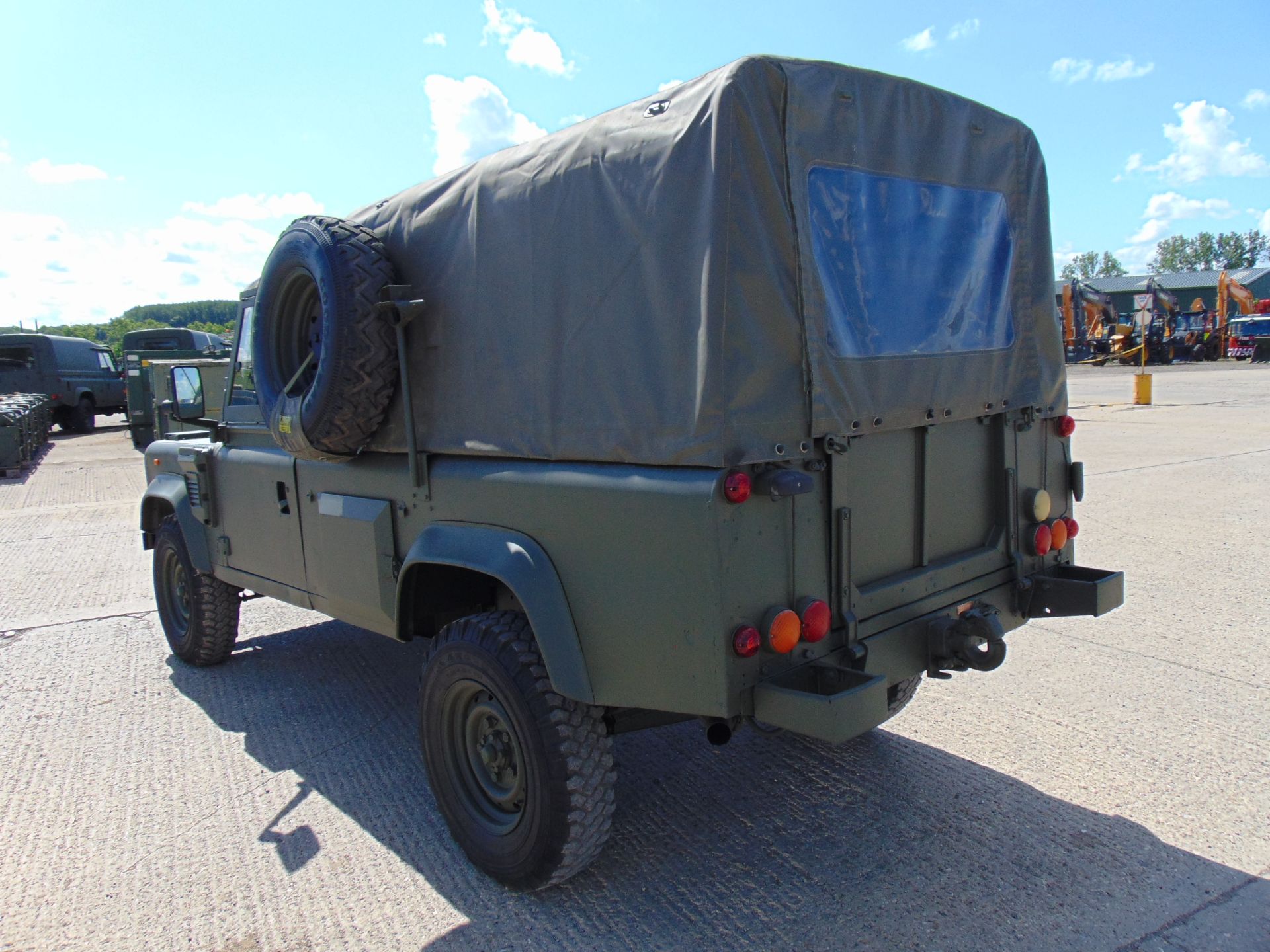 Land Rover Wolf 110 Soft Top - Image 8 of 25