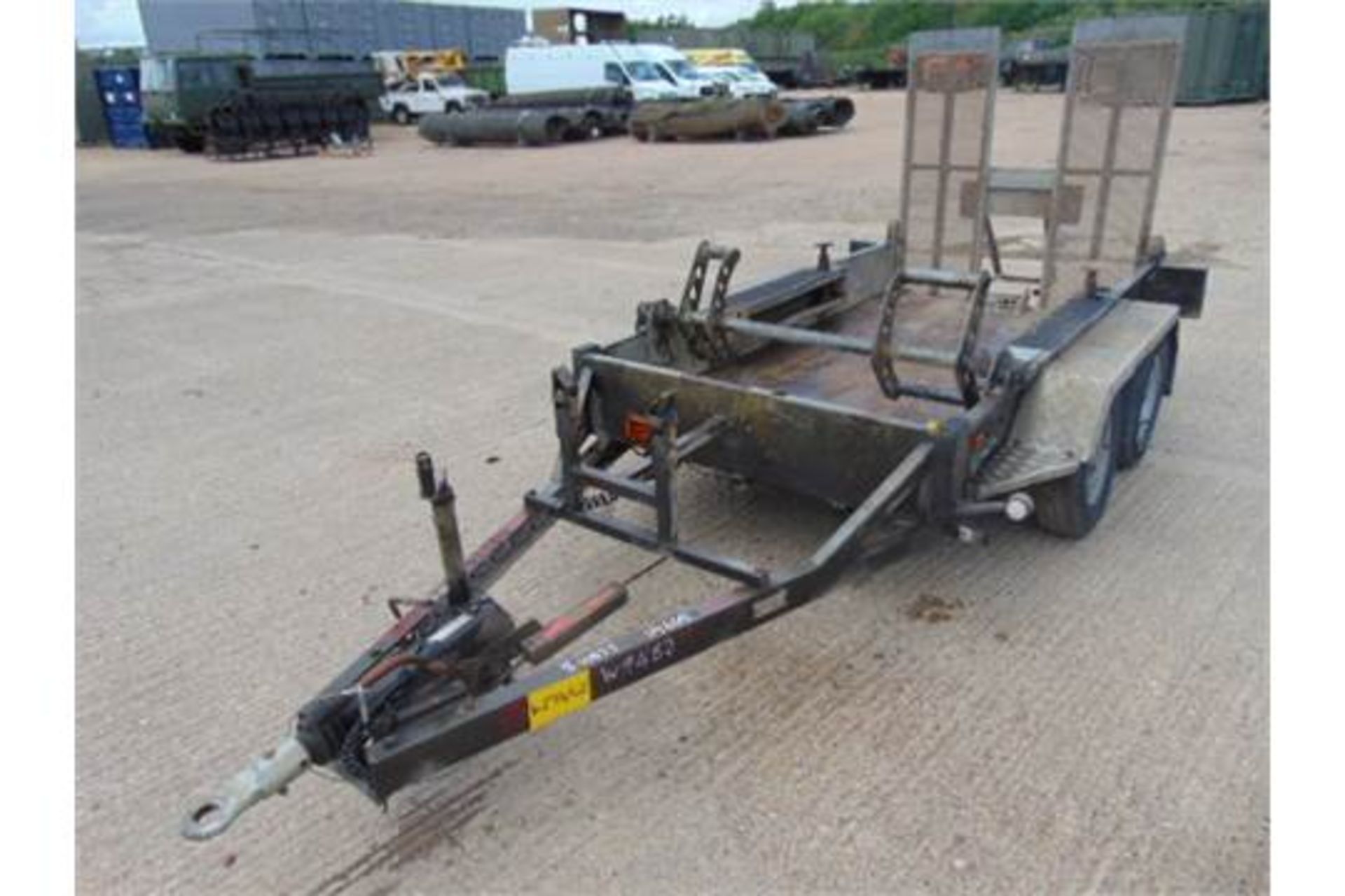 Indespension 2700Kg Twin Axle Galvanised Plant Trailer C/W Track Locks and Rear Ramp - Image 3 of 17