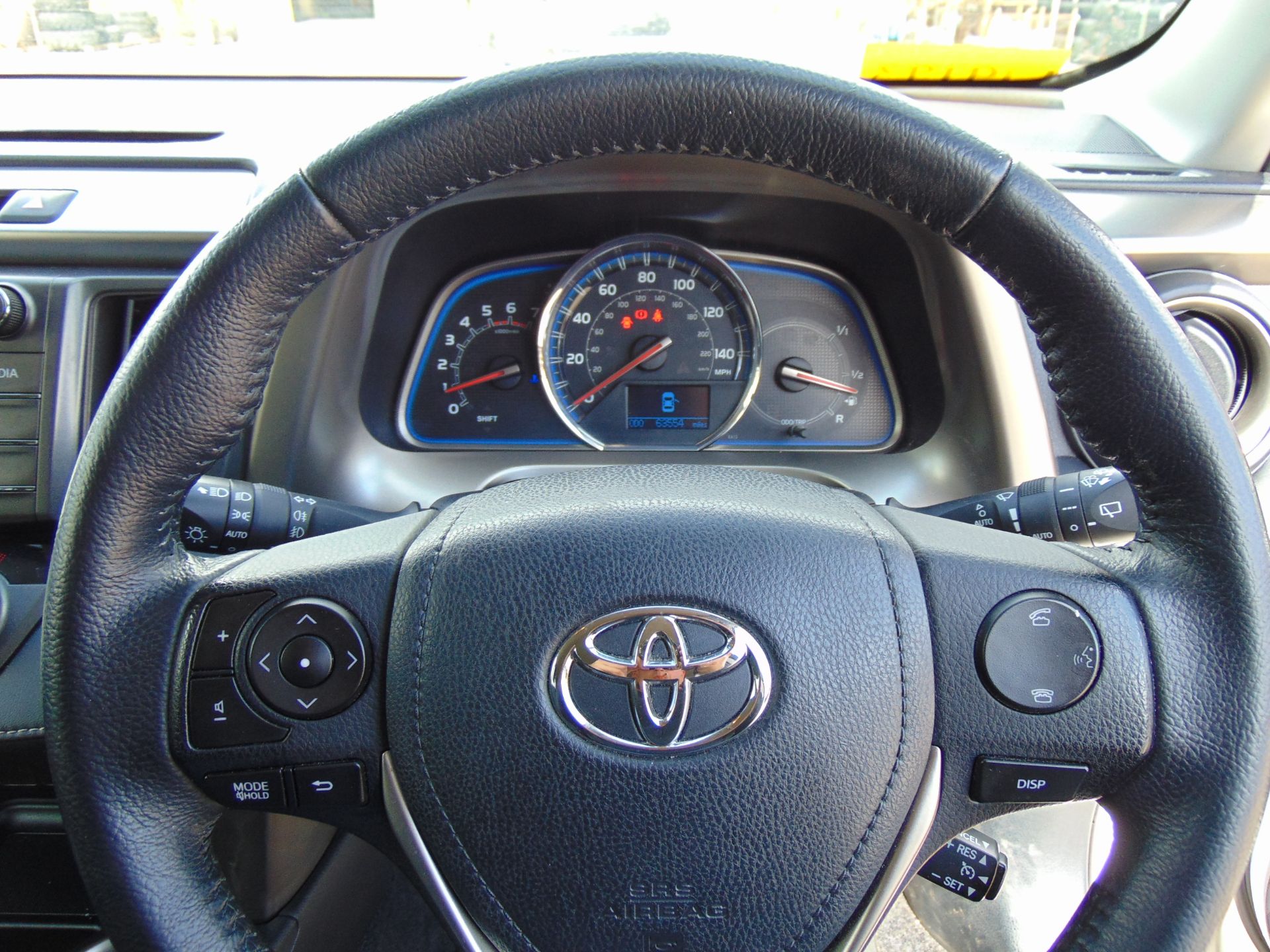 2015 Toyota RAV4 2.0 D-4D Icon AWD - Image 11 of 25