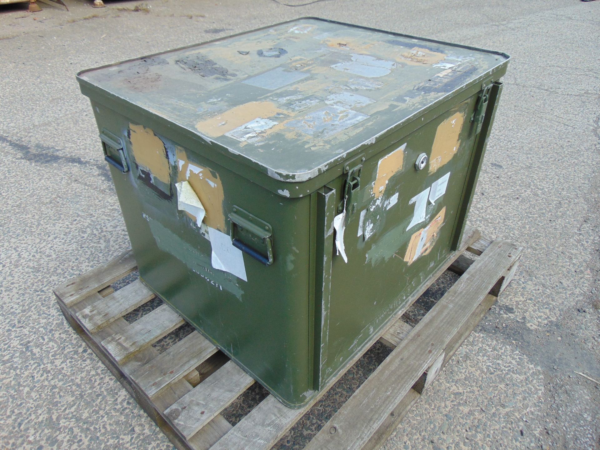 Heavy Duty Aluminium Case - Image 2 of 7