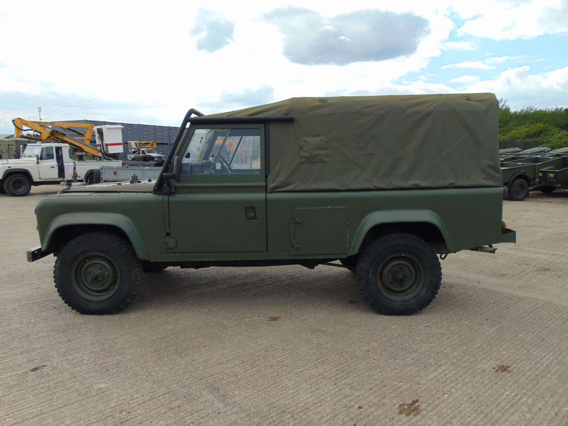 Land Rover Defender TITHONUS 110 Soft Top - Image 4 of 24