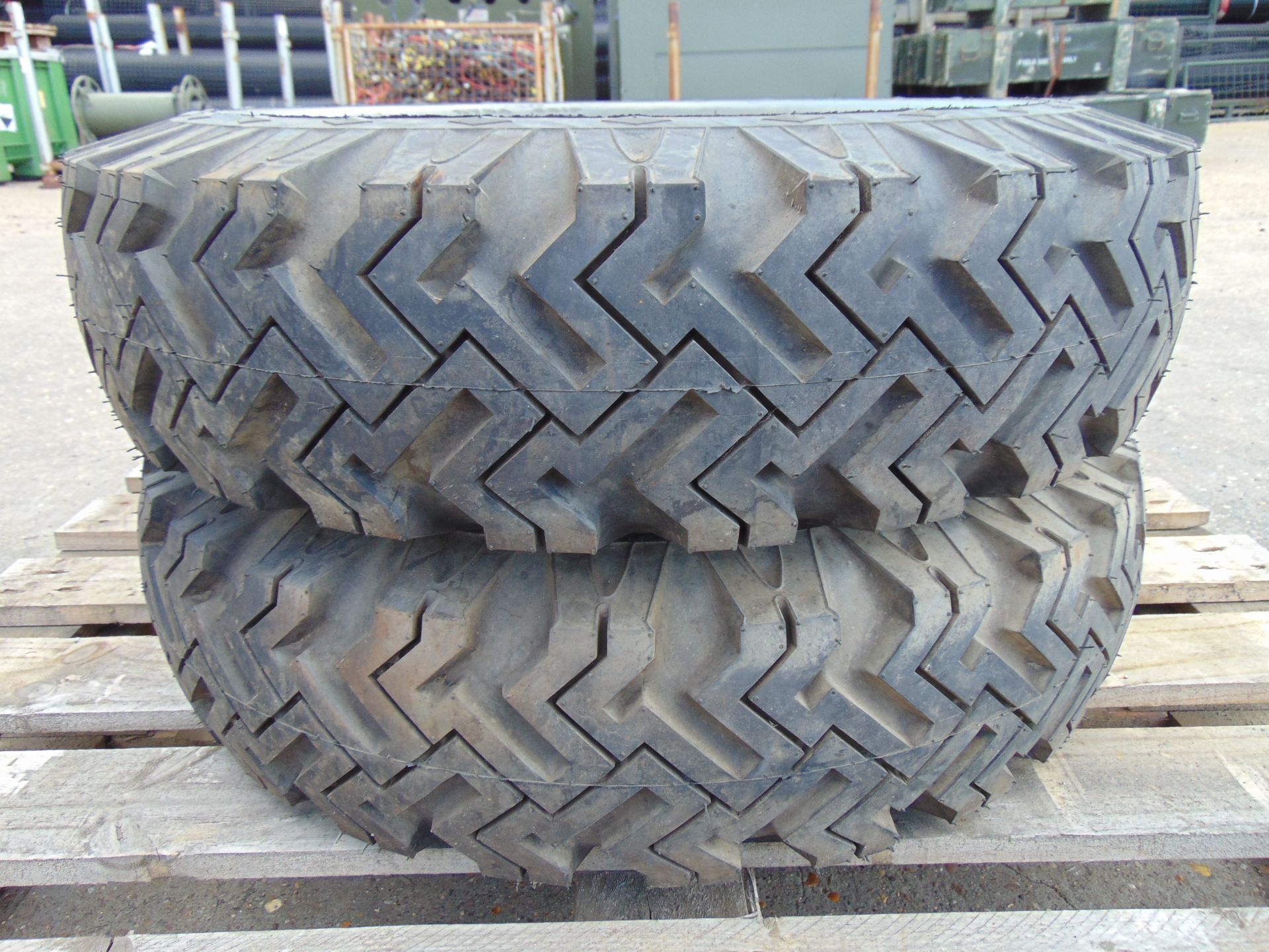 2 x Goodyear 7.50-16 Hi-Miler Xtra Grip Tyres C/W 5 Stud Rims - Image 3 of 12