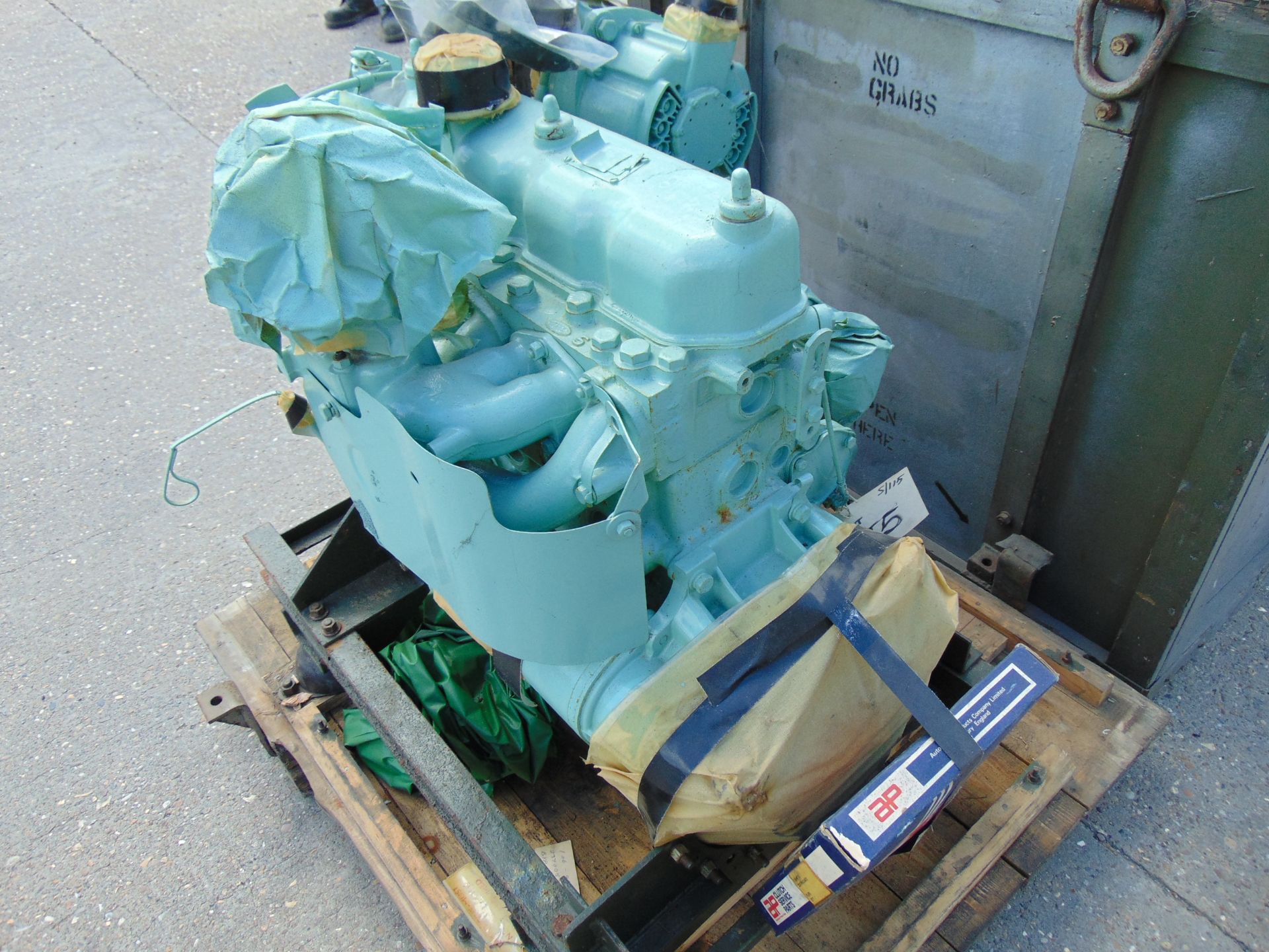 A1 Reconditioned Land Rover Series 2.25L FFR Petrol Engine - Image 3 of 15