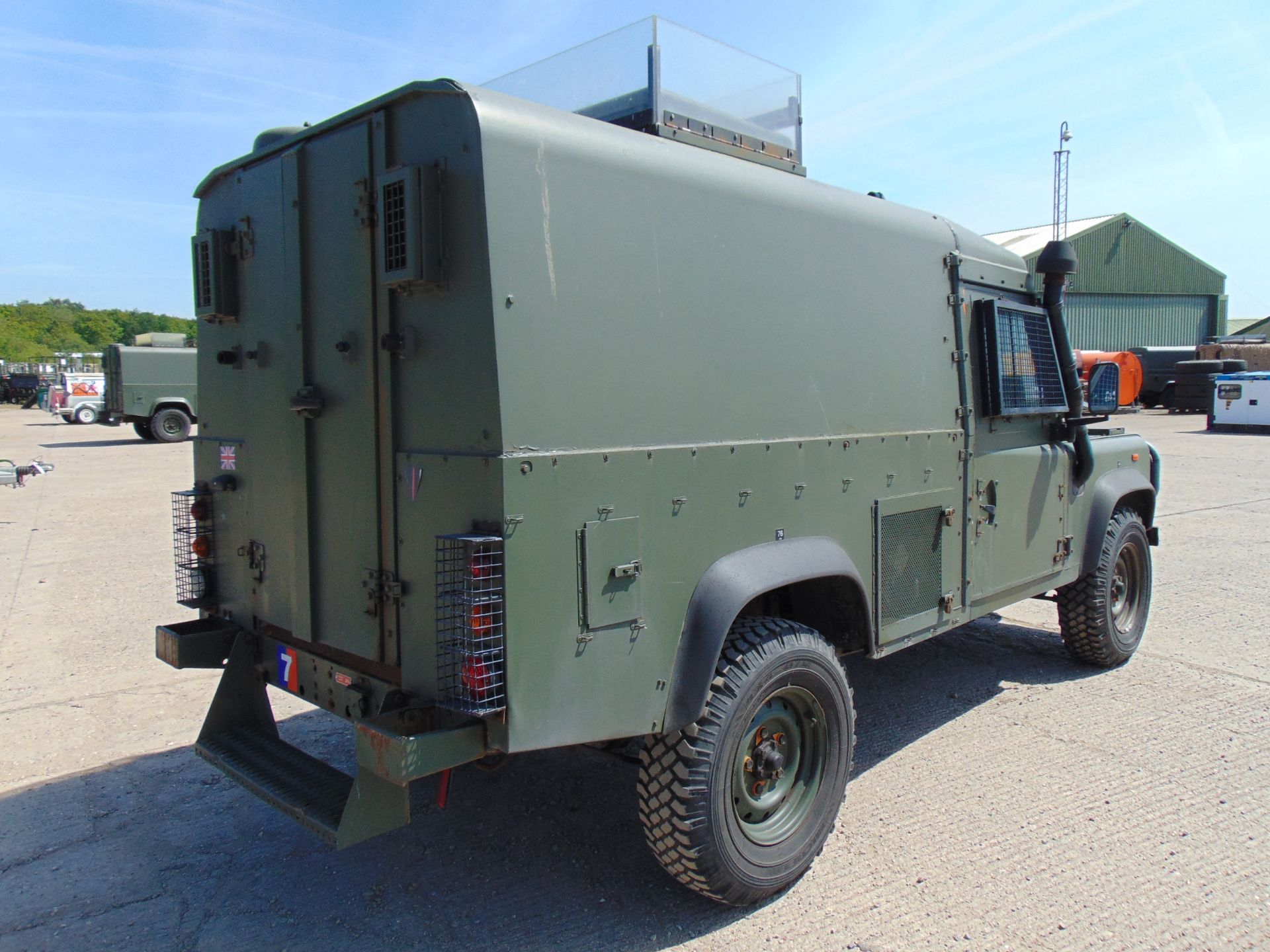 Land Rover 110 300TDi Snatch-2A - Image 6 of 19