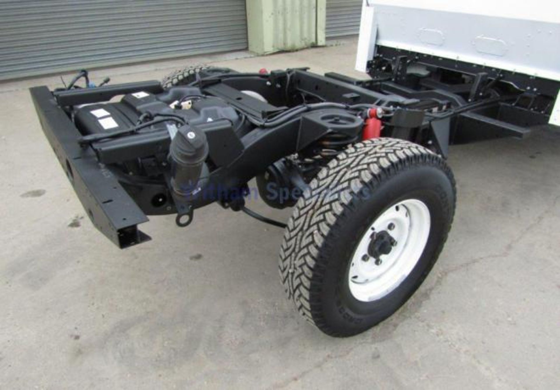 NEW UNUSED Export Specification Land Rover Defender Armoured 130 Chassis Cab - Bild 10 aus 19