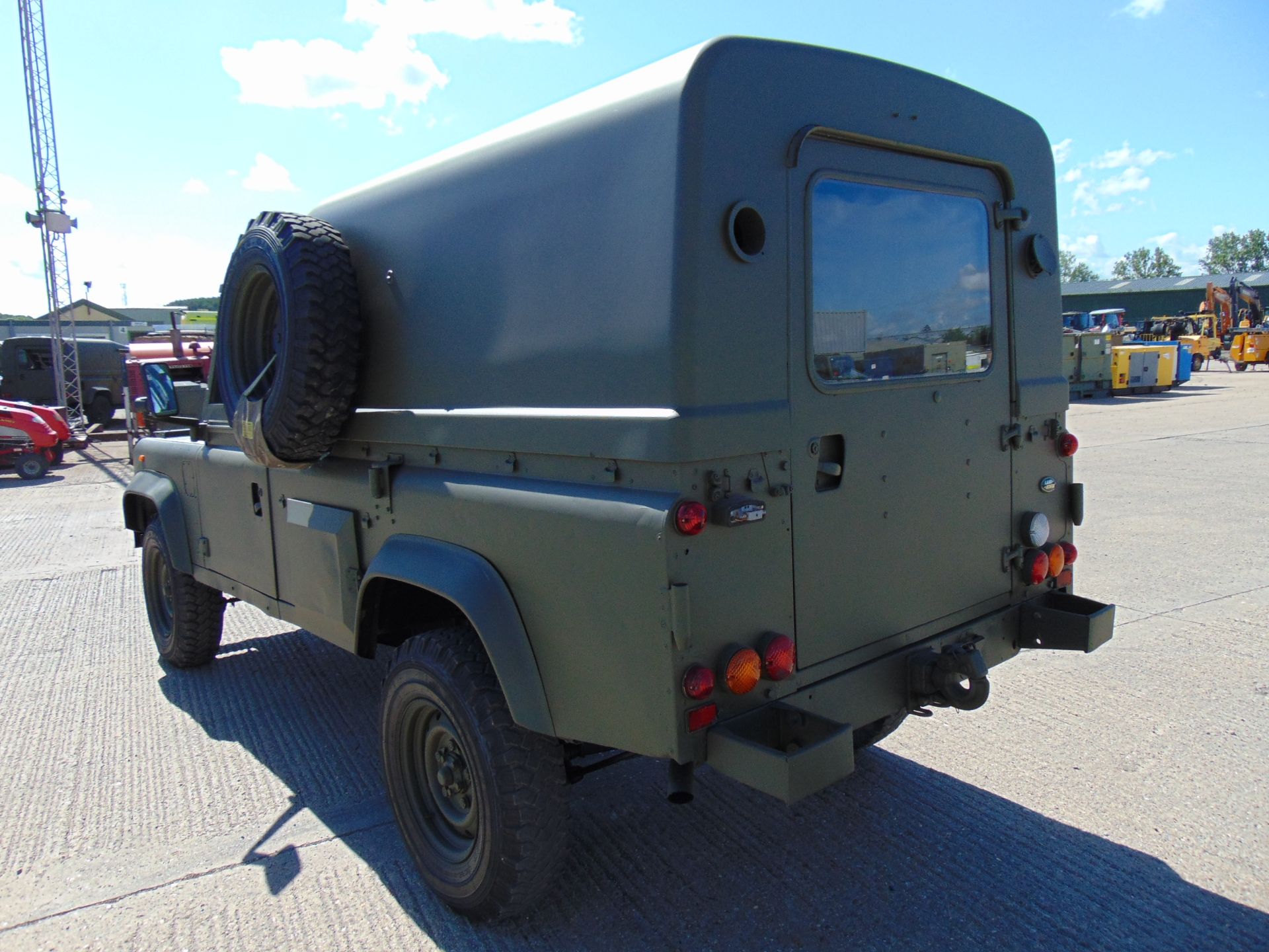 Land Rover Wolf 110 Hard Top - Image 8 of 28