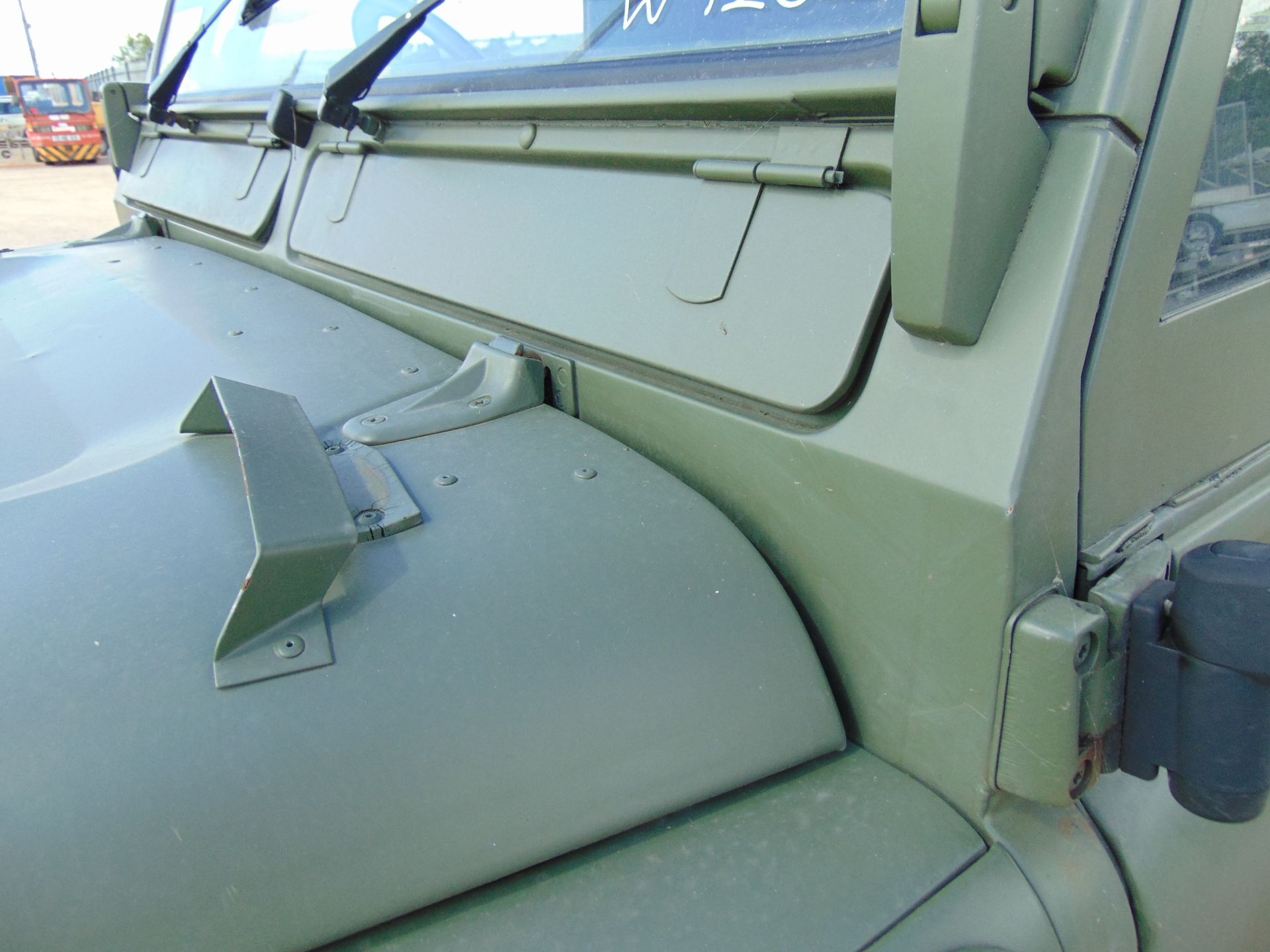 Land Rover Wolf 90 Soft Top - Image 10 of 26