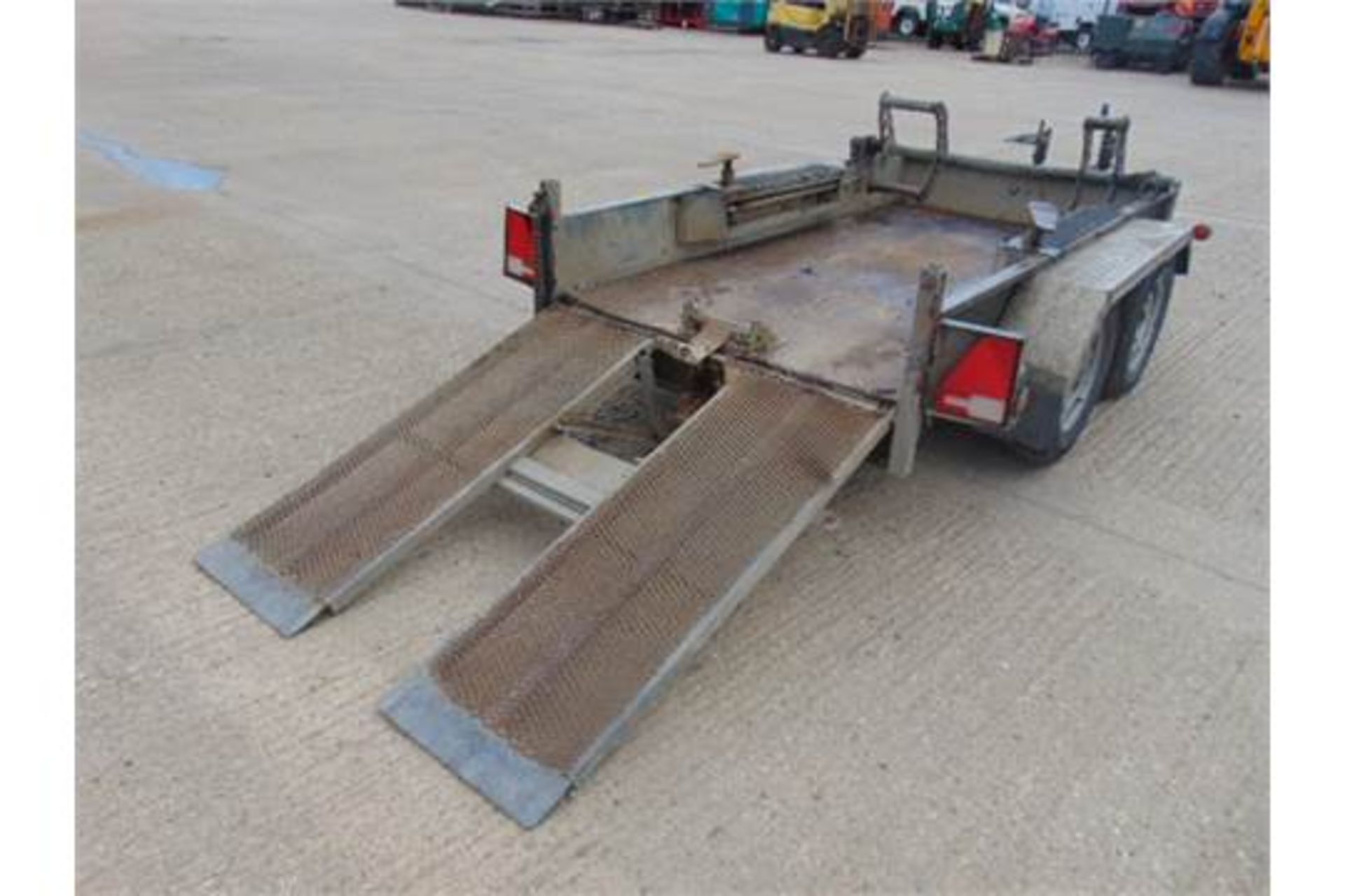 Indespension 2700Kg Twin Axle Galvanised Plant Trailer C/W Track Locks and Rear Ramp - Image 9 of 17