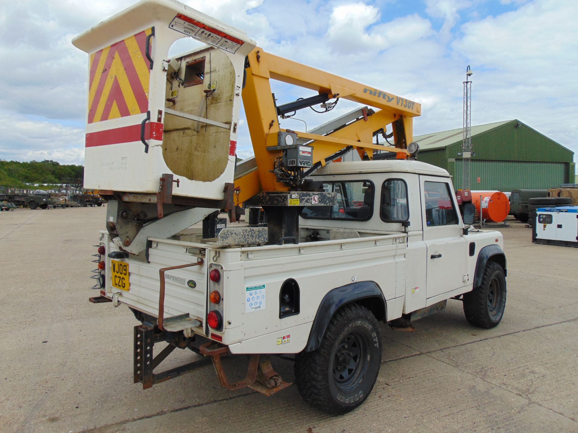 Land Rover Defender 110 High Capacity Cherry Picker - Image 6 of 23