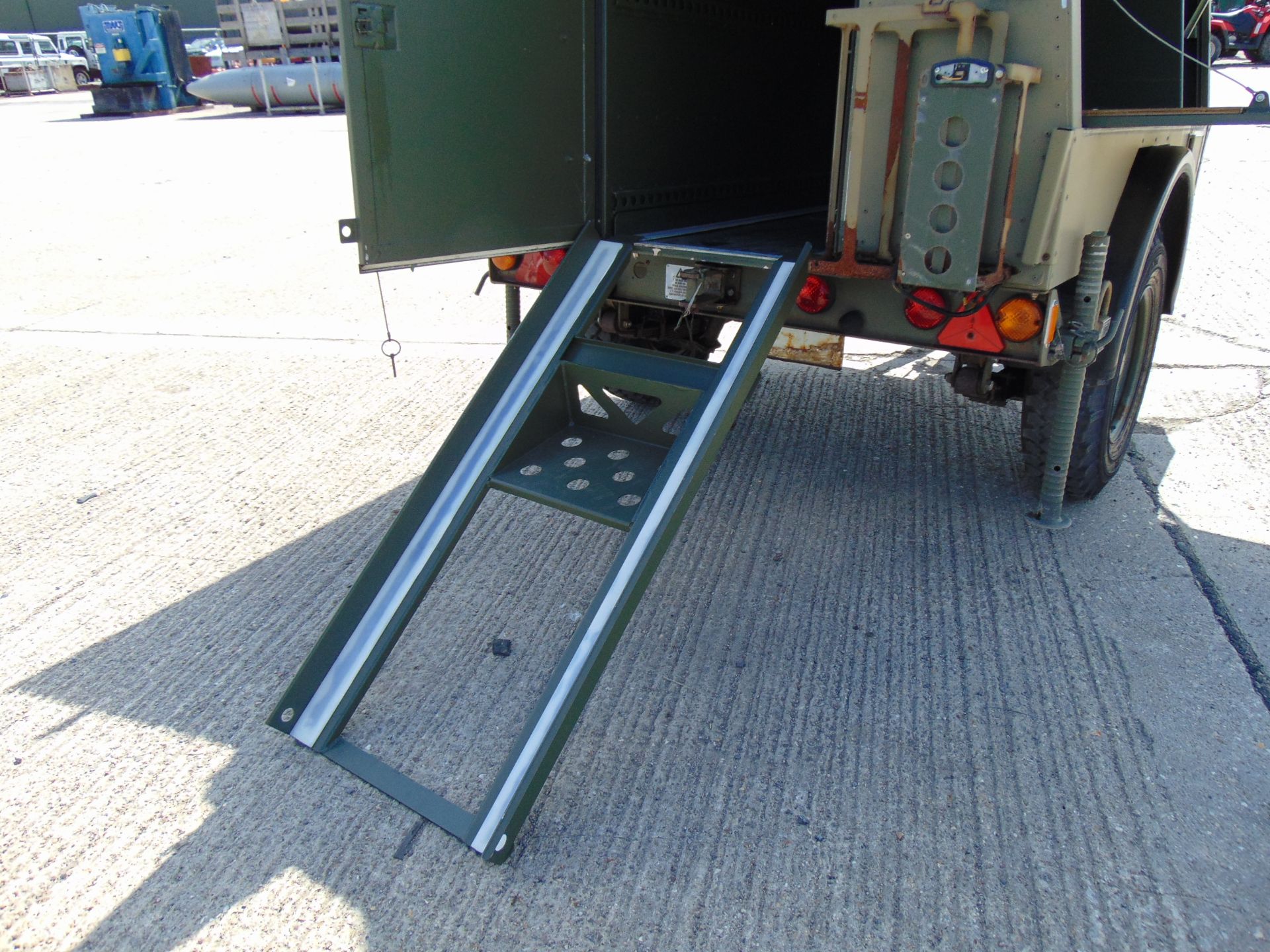 Penman Lightweight Mobile Workshop / Camping Trailer - Image 18 of 24