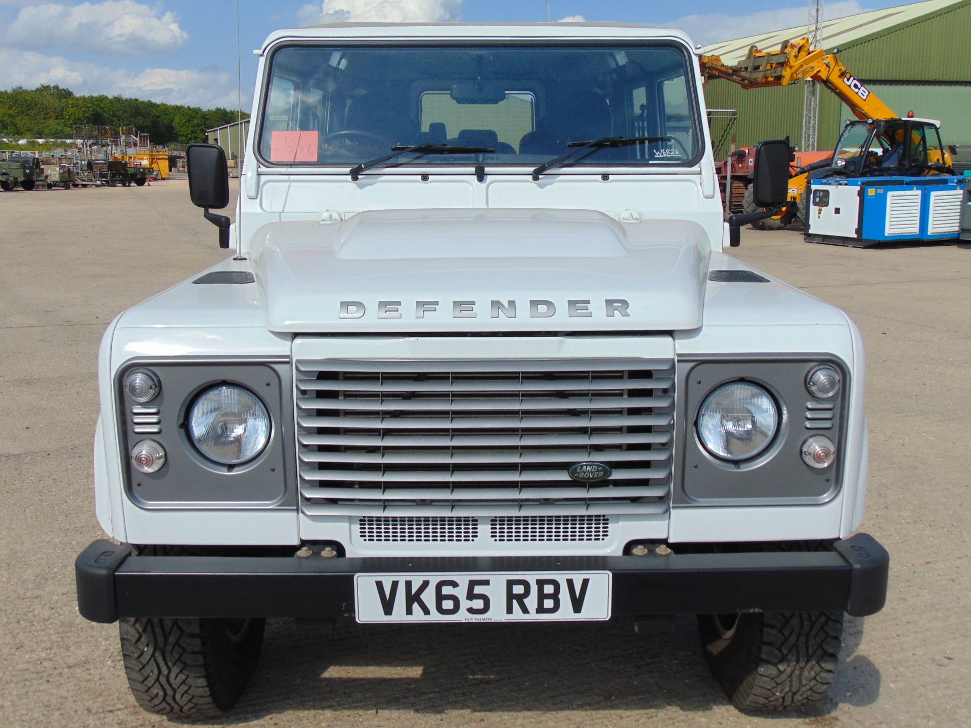 2015 Land Rover Defender 110 5 Door County Station Wagon ONLY 8,712 Miles!!! - Image 2 of 26