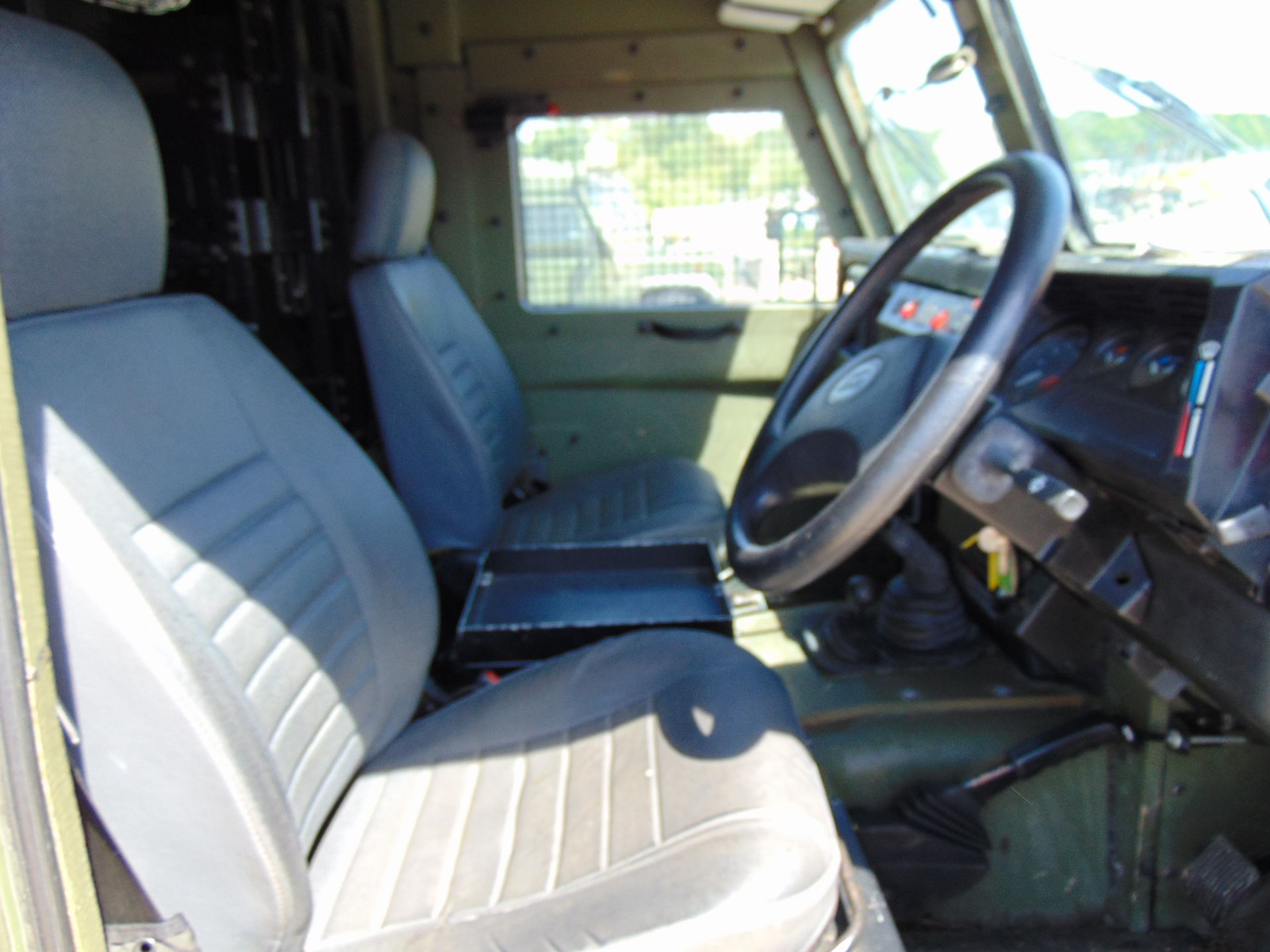 Land Rover 110 300TDi Snatch-2A - Image 14 of 19