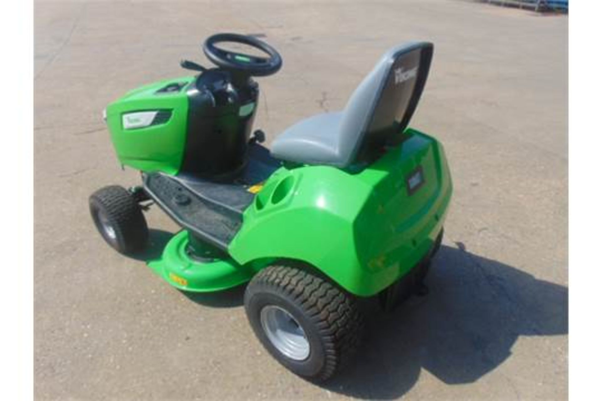 Unused Viking MT 4097 SX Lawn Tractor - Image 3 of 22