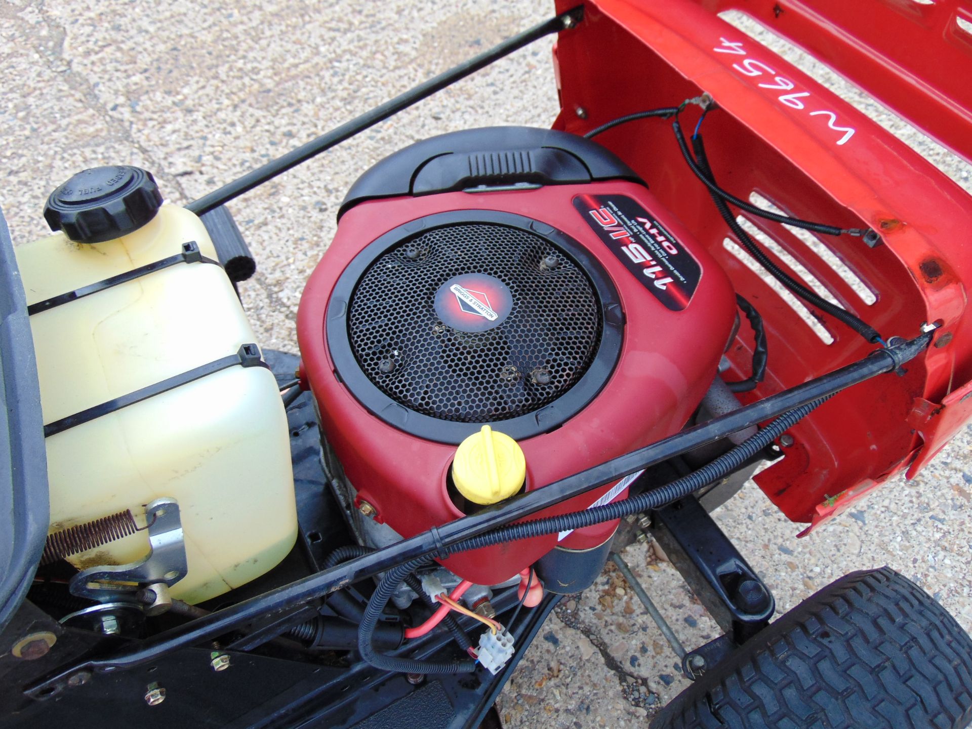 MTD RS 115/96B Ride On Lawn Mower - Image 14 of 15