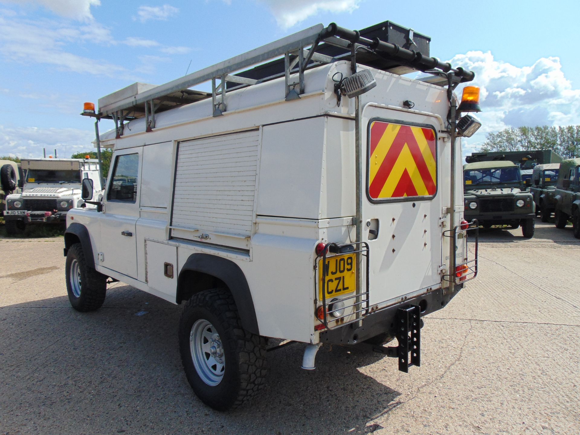 Land Rover Defender 110 Puma Hardtop 4x4 Special Utility (Mobile Workshop) - Image 8 of 24