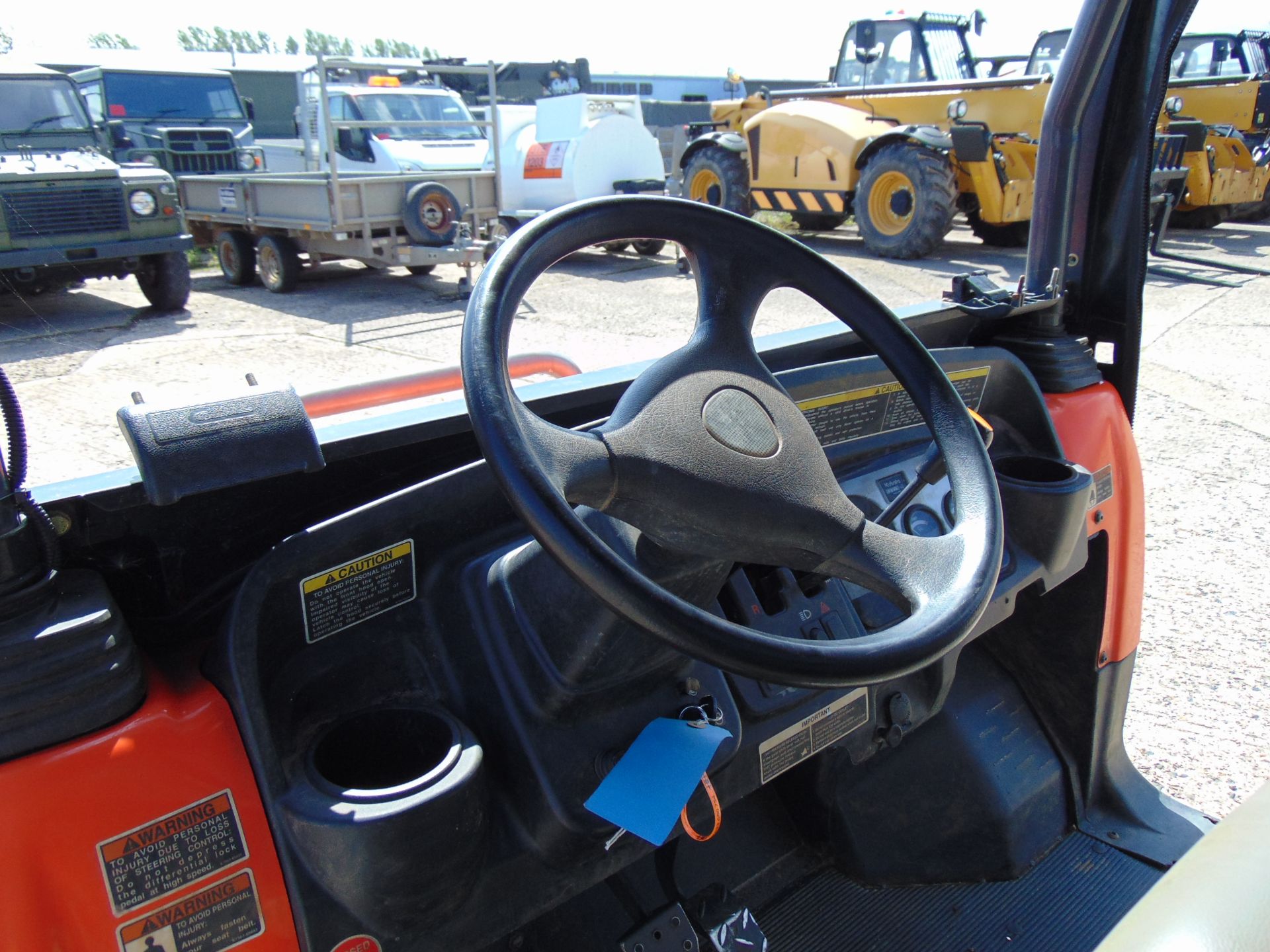 Kubota RTV900 4WD Utility ATV c/w Electric Hydraulic Rear Tipping Body ONLY 1128 HOURS! - Image 14 of 17