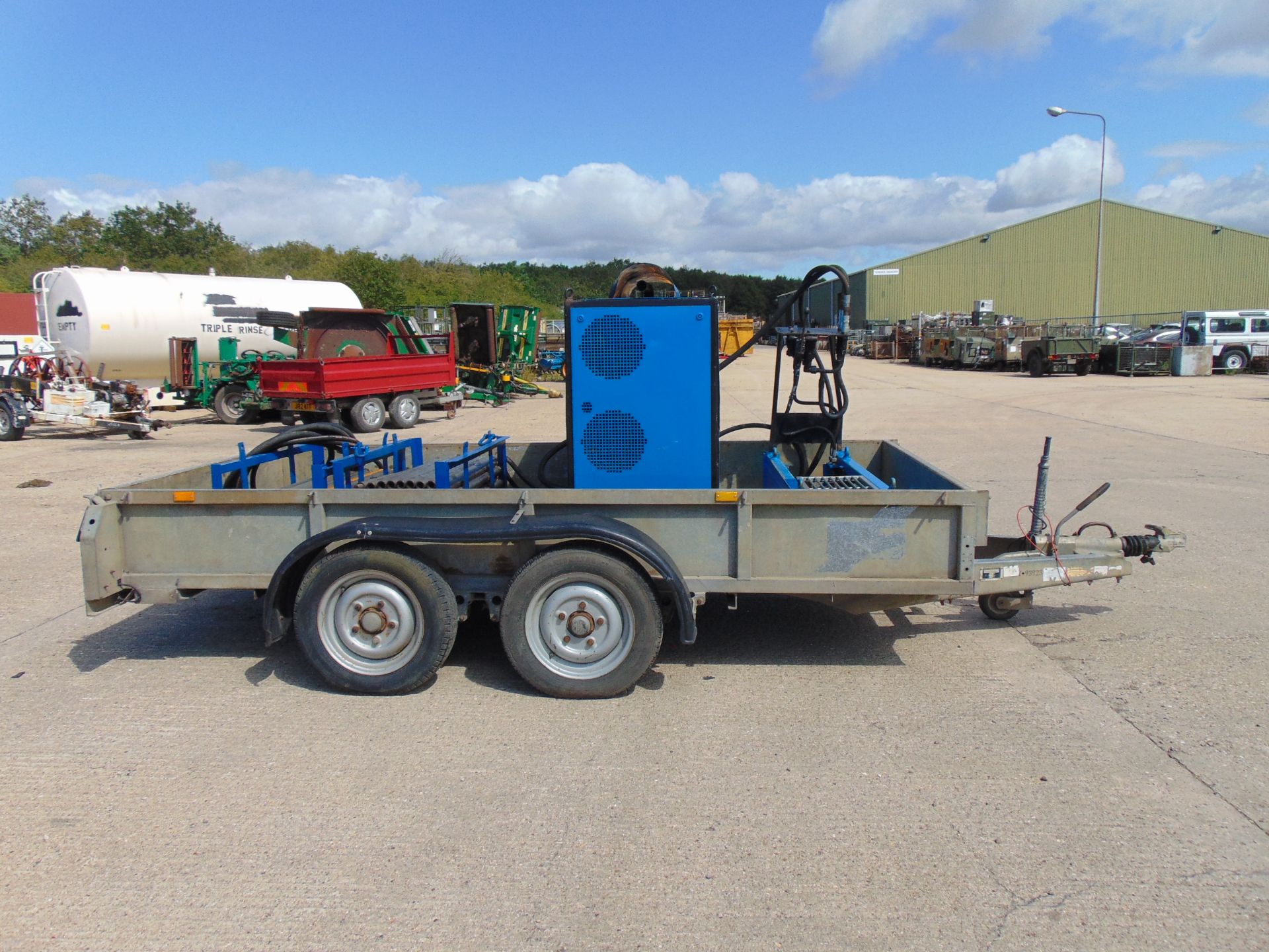 Grundoburst Trailer Mounted 40 ton Pipe Bursting Rig and Hoses - Image 5 of 24