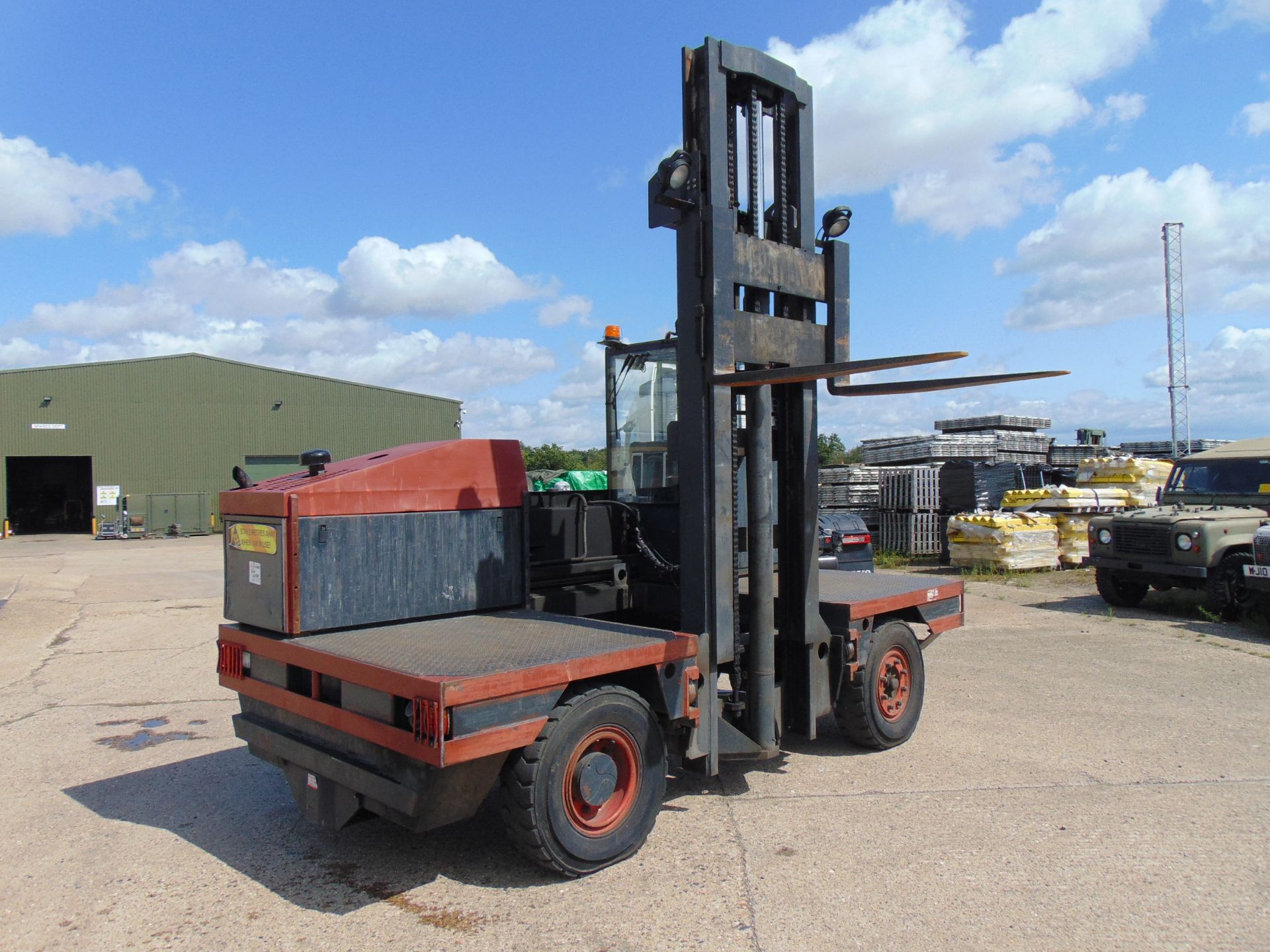 Linde S50 Sideloader Diesel Forklift - Image 2 of 16