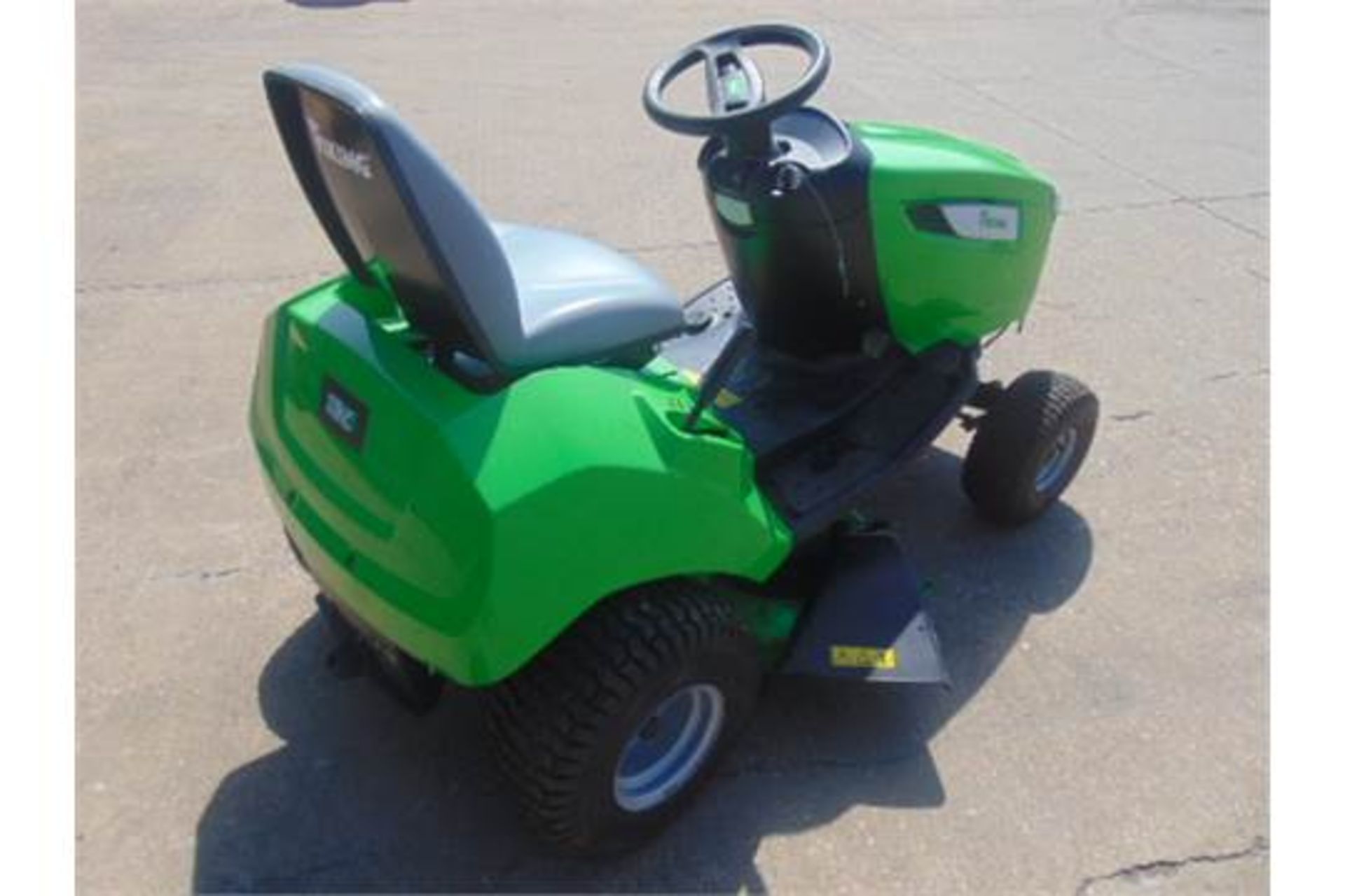 Unused Viking MT 4097 SX Lawn Tractor - Image 5 of 22