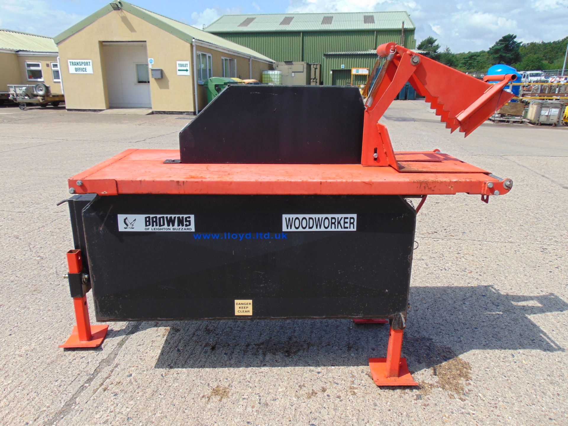 Browns Woodworker Logging Saw Bench - Image 5 of 12