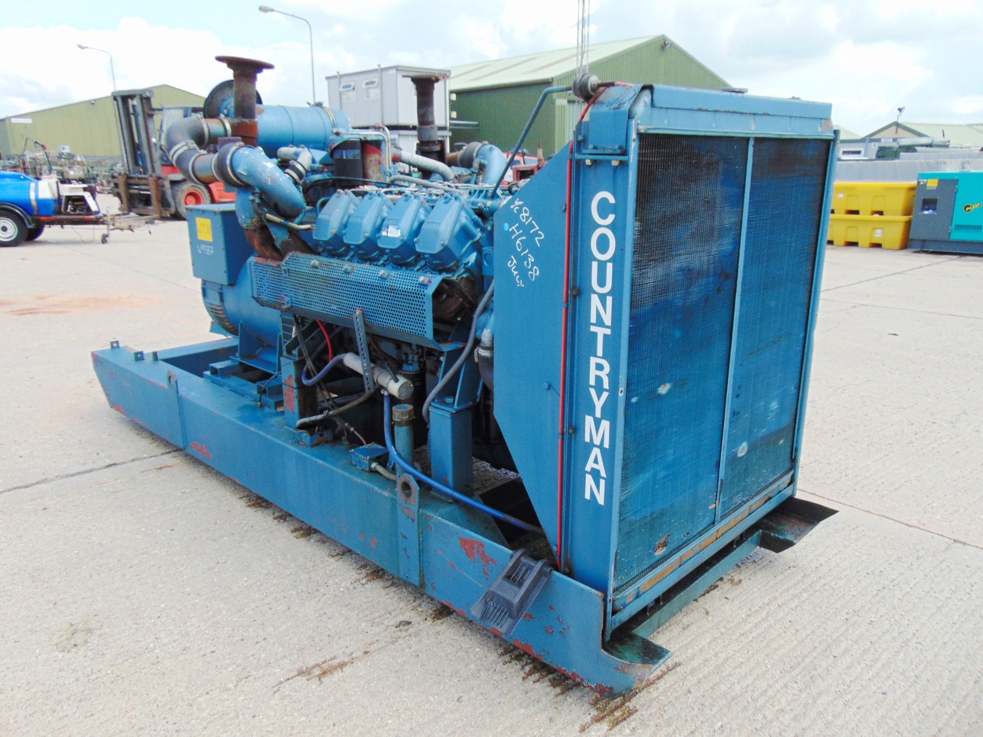 Countryman 325KVA 3 Phase FIAT V8 Twin Turbo Diesel Generator - Image 14 of 20