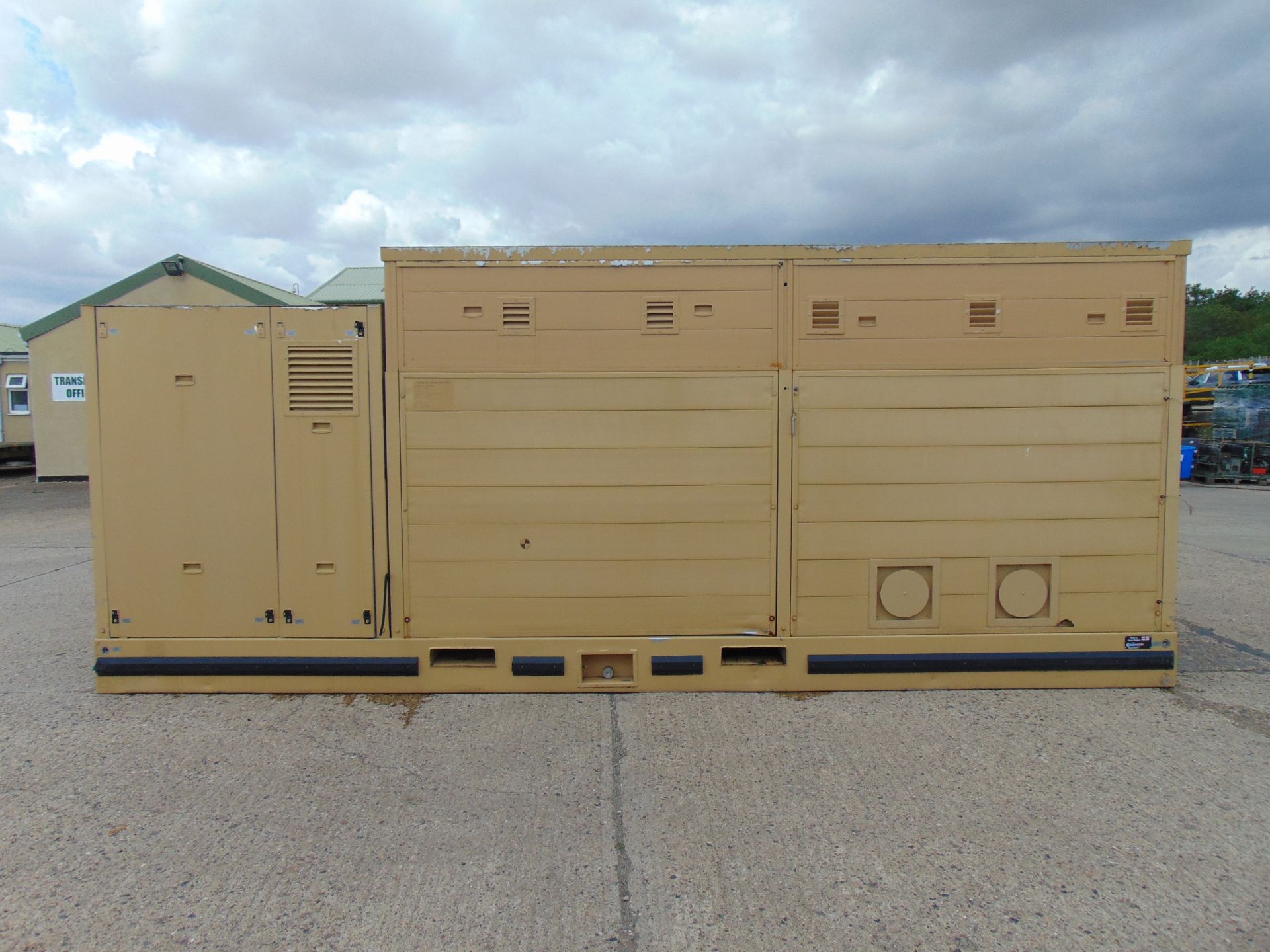 Acclimatise Mobile Tactical Base Ablution Unit - Image 2 of 38