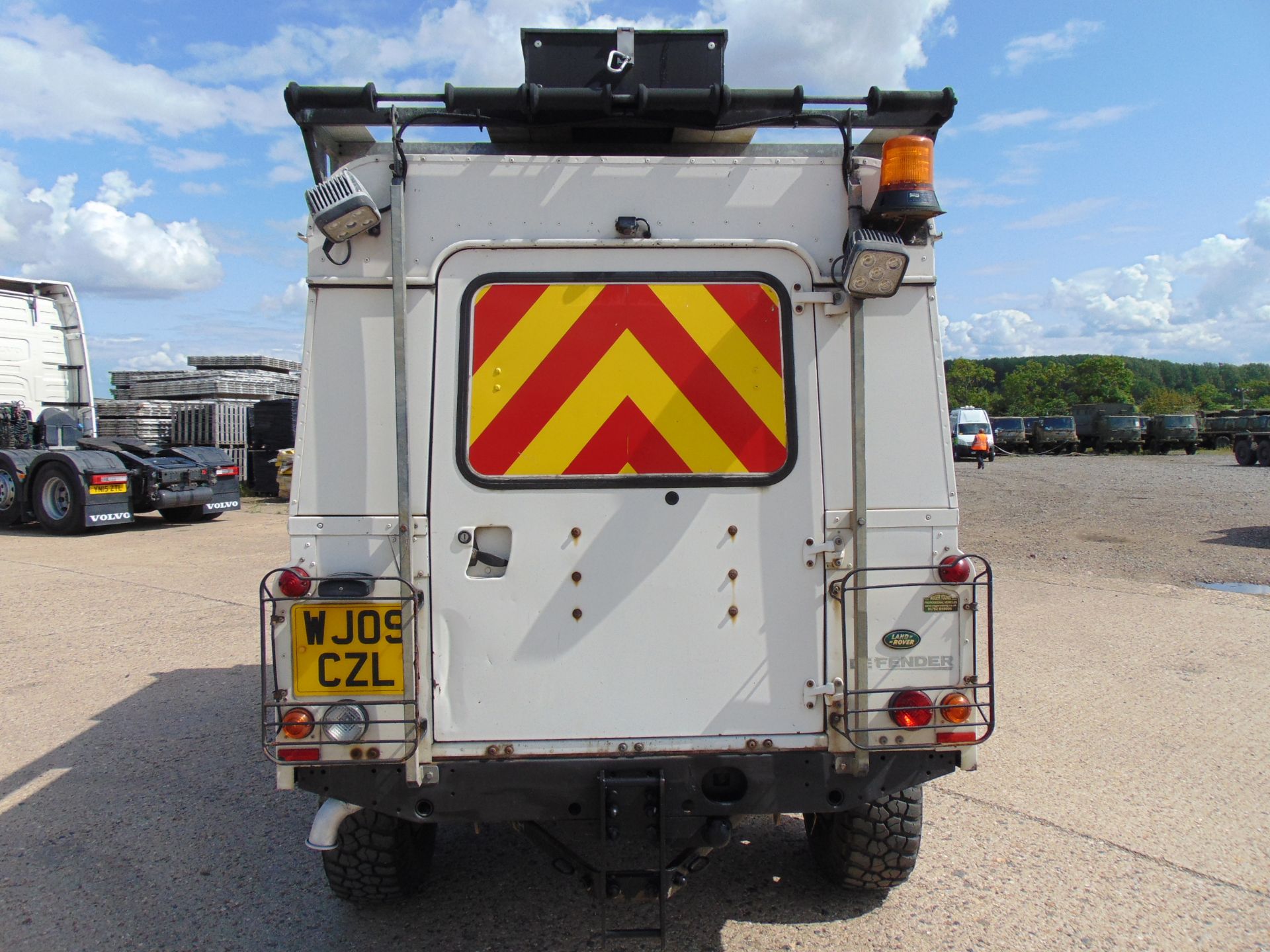 Land Rover Defender 110 Puma Hardtop 4x4 Special Utility (Mobile Workshop) - Image 7 of 24