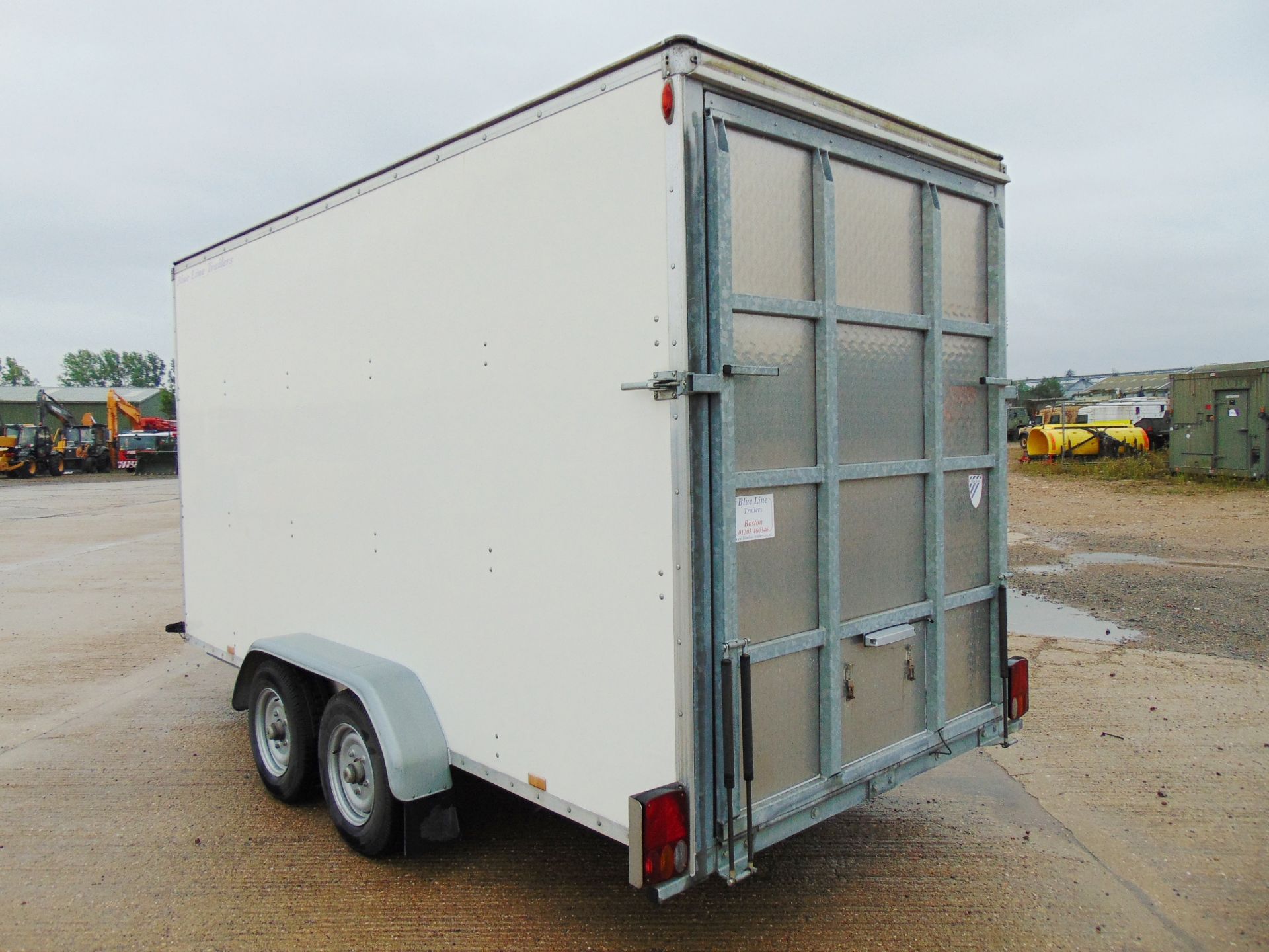 Twin Axle Blue Line Box Trailer c/w Dropdown Tailgate / Loading Ramp - Image 8 of 23