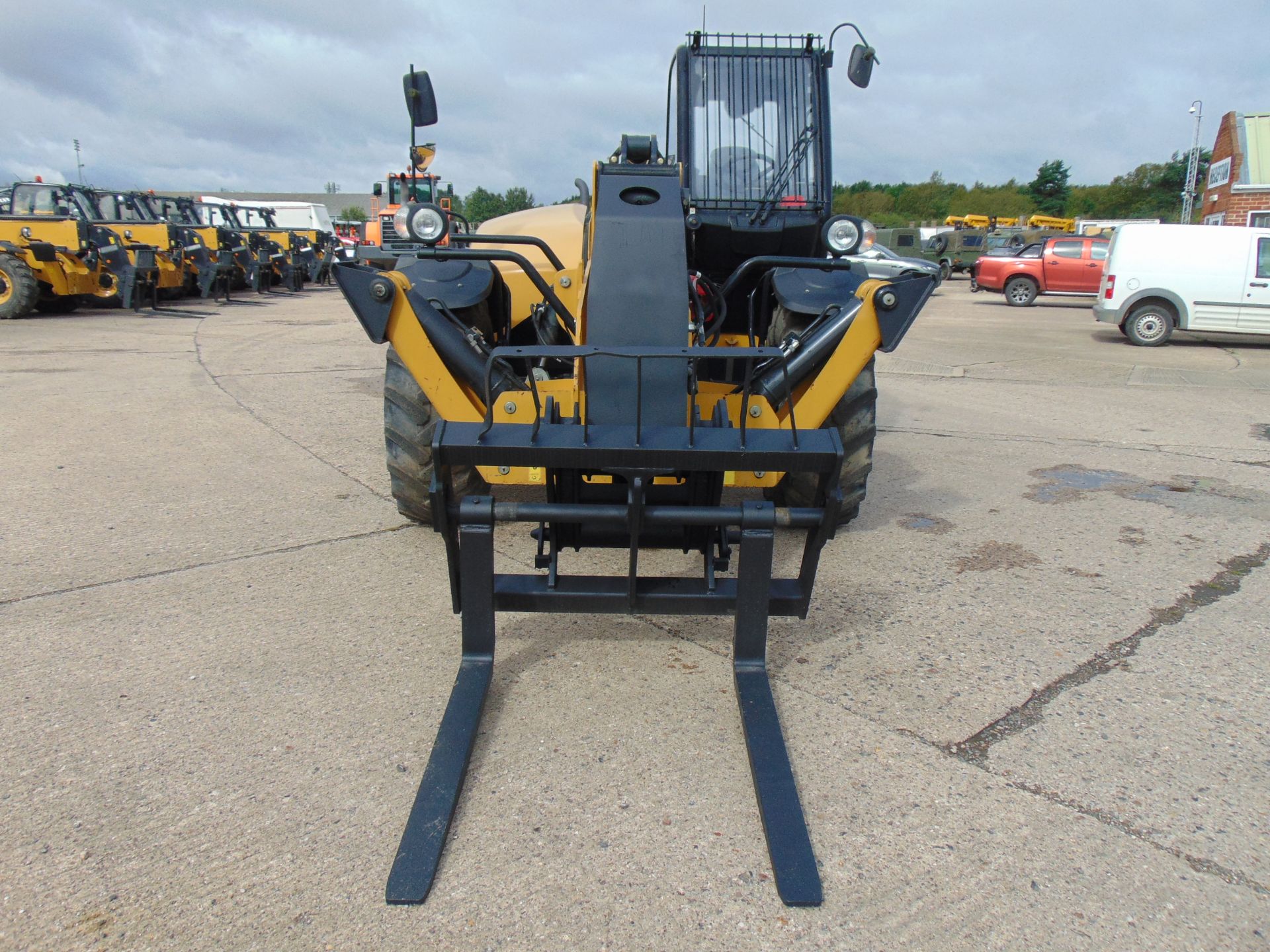 2014 Caterpillar TH414C GC 3.6 ton Telehandler - Image 6 of 18