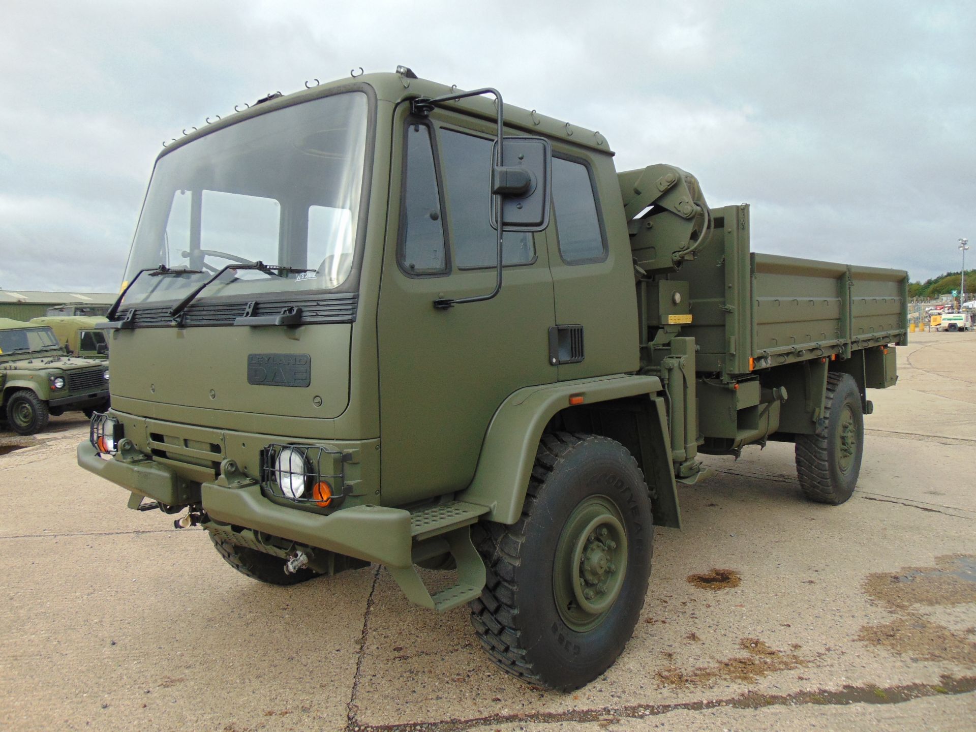 Leyland DAF 4X4 Truck complete with Atlas Crane - Image 4 of 25