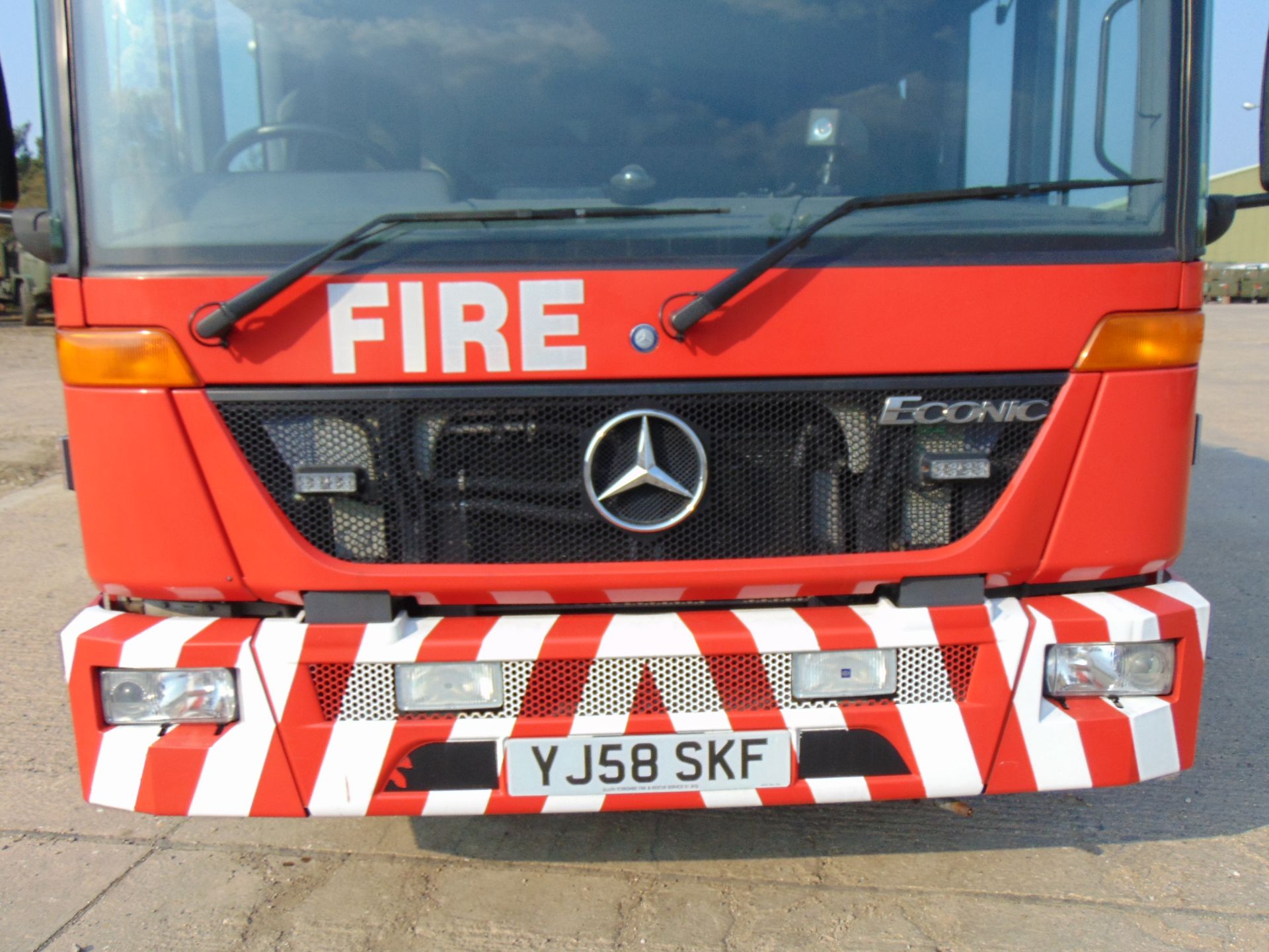 Mercedes Econic 2633 Aerial Rescue Fire Fighting Appliance - Image 56 of 57